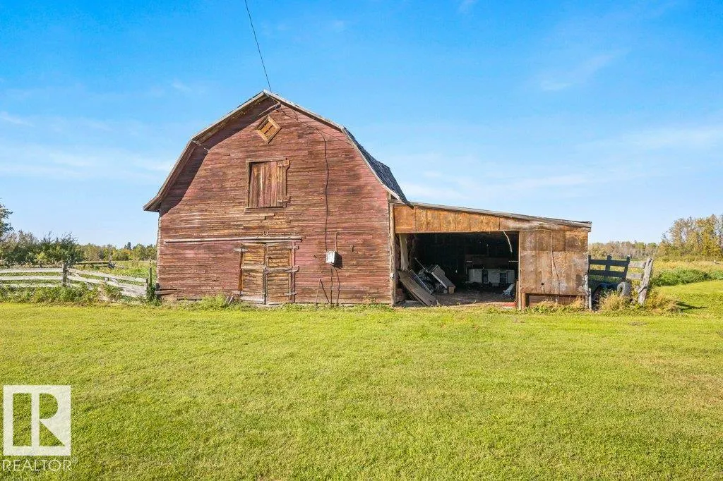 58231 Rge Rd 222