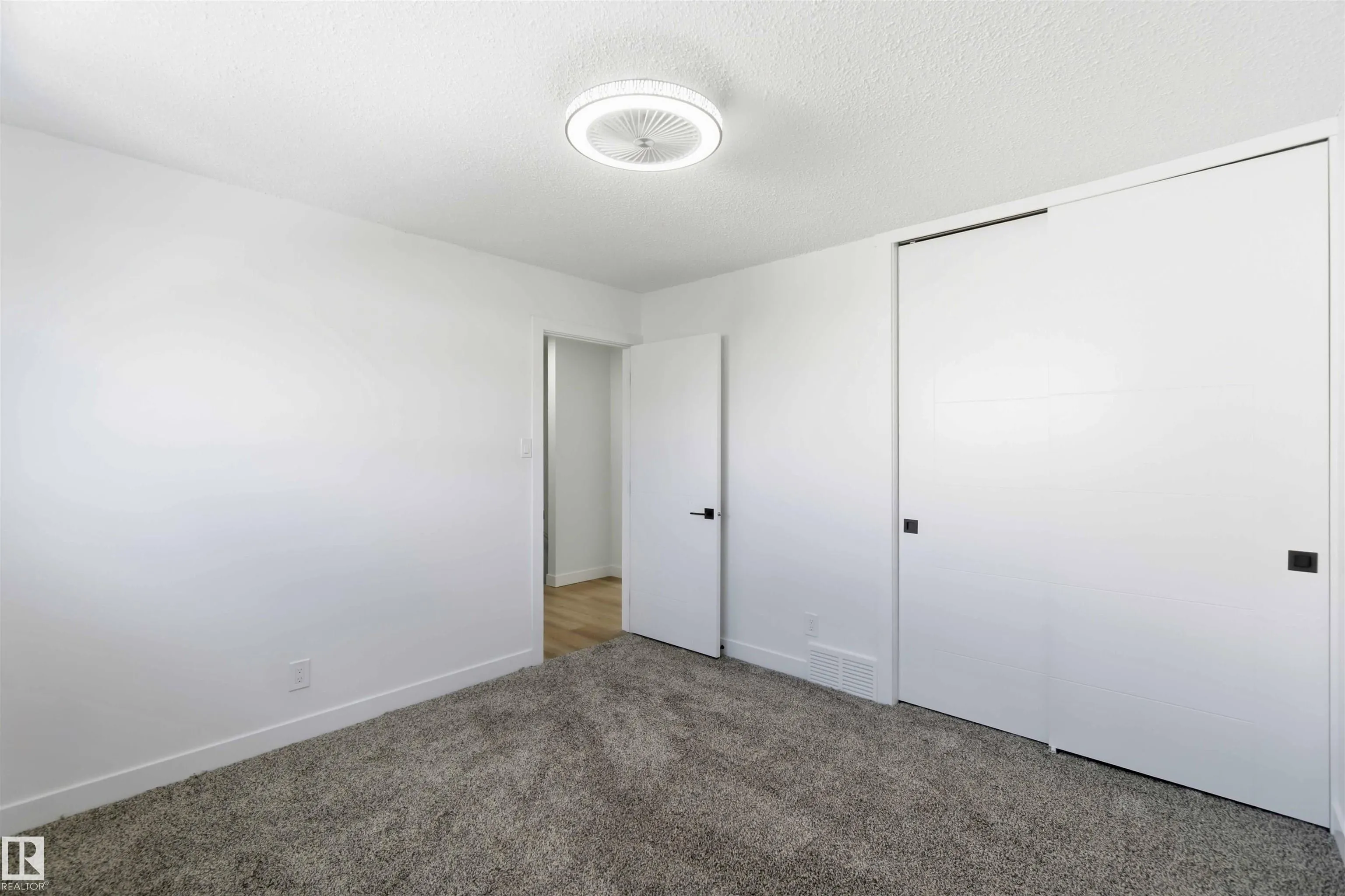 160 HABITAT Crescent