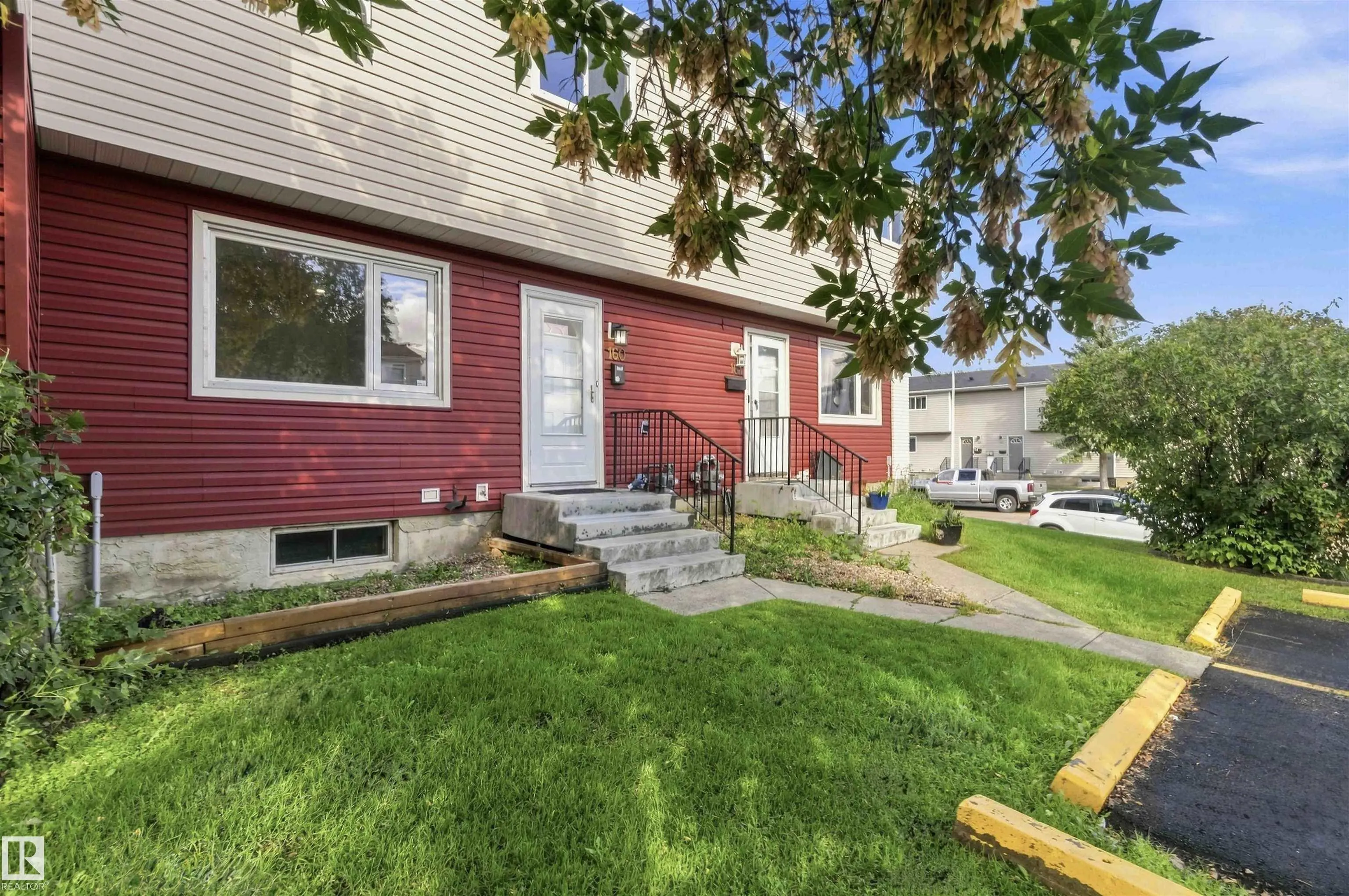 160 HABITAT Crescent