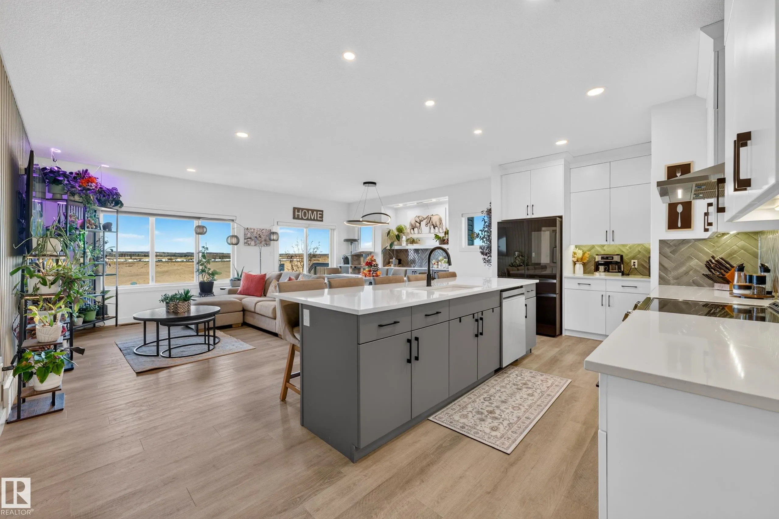 45 DARBY Crescent