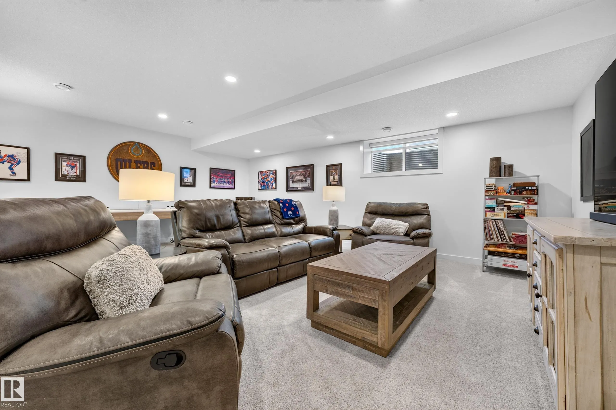 45 DARBY Crescent