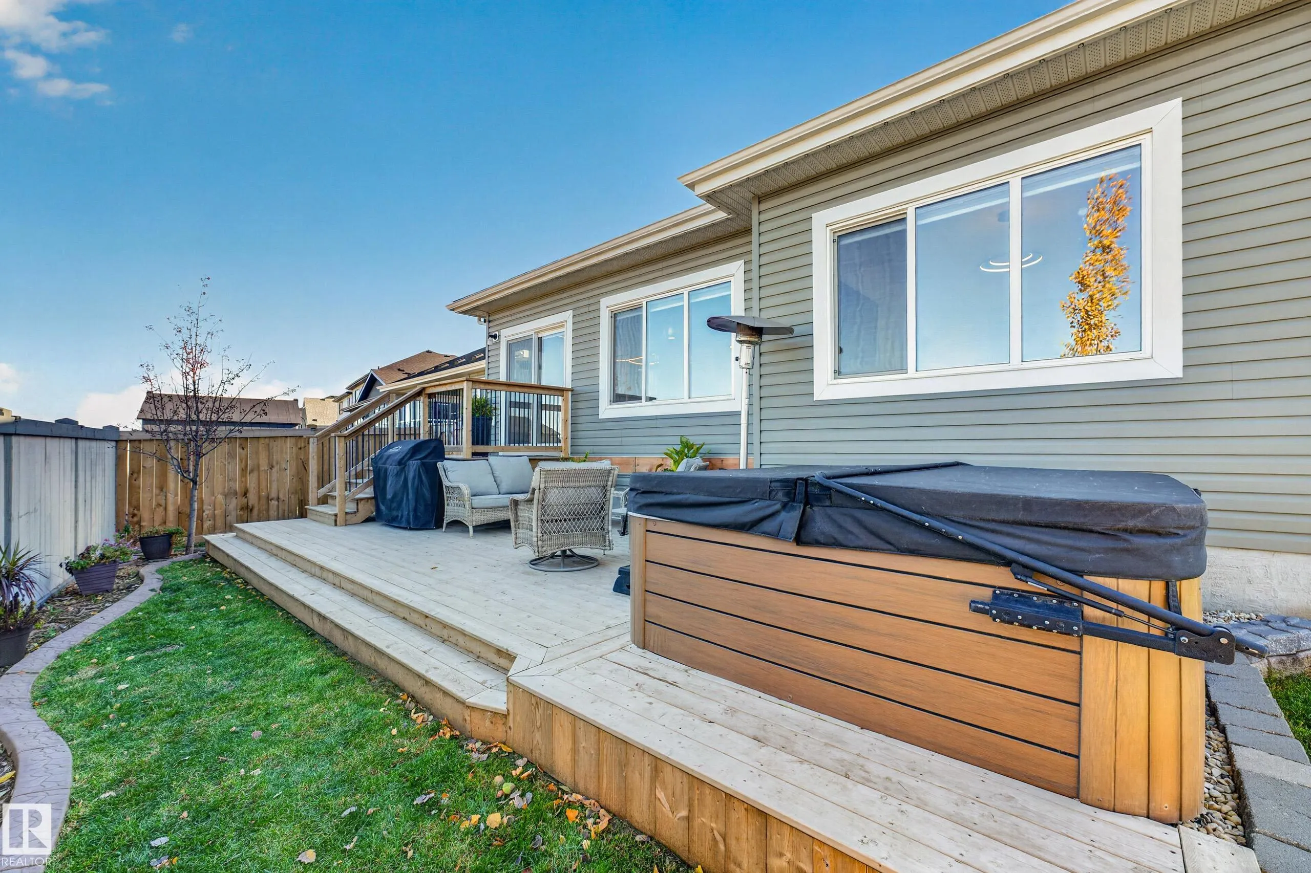 45 DARBY Crescent