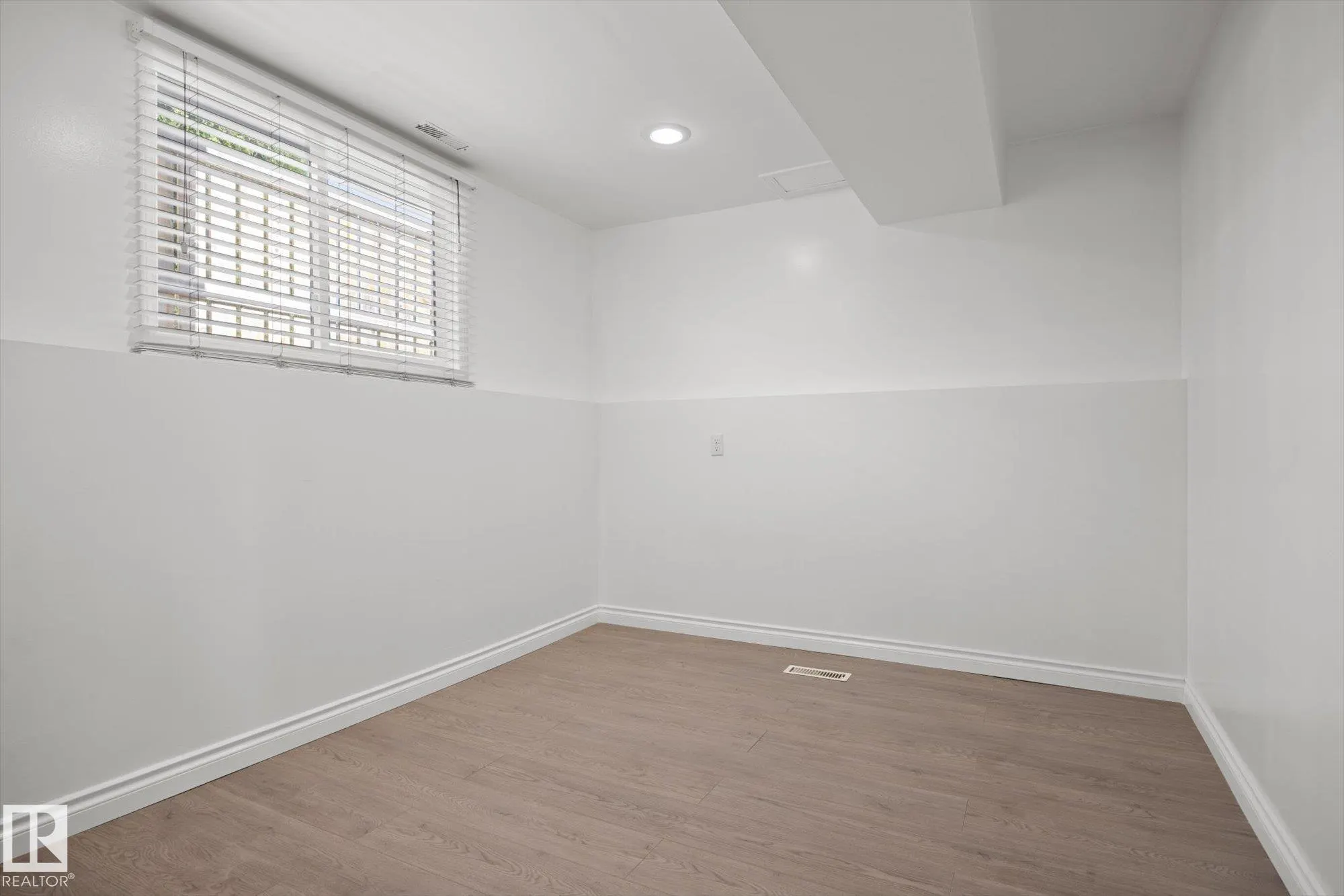 14107 114 Street