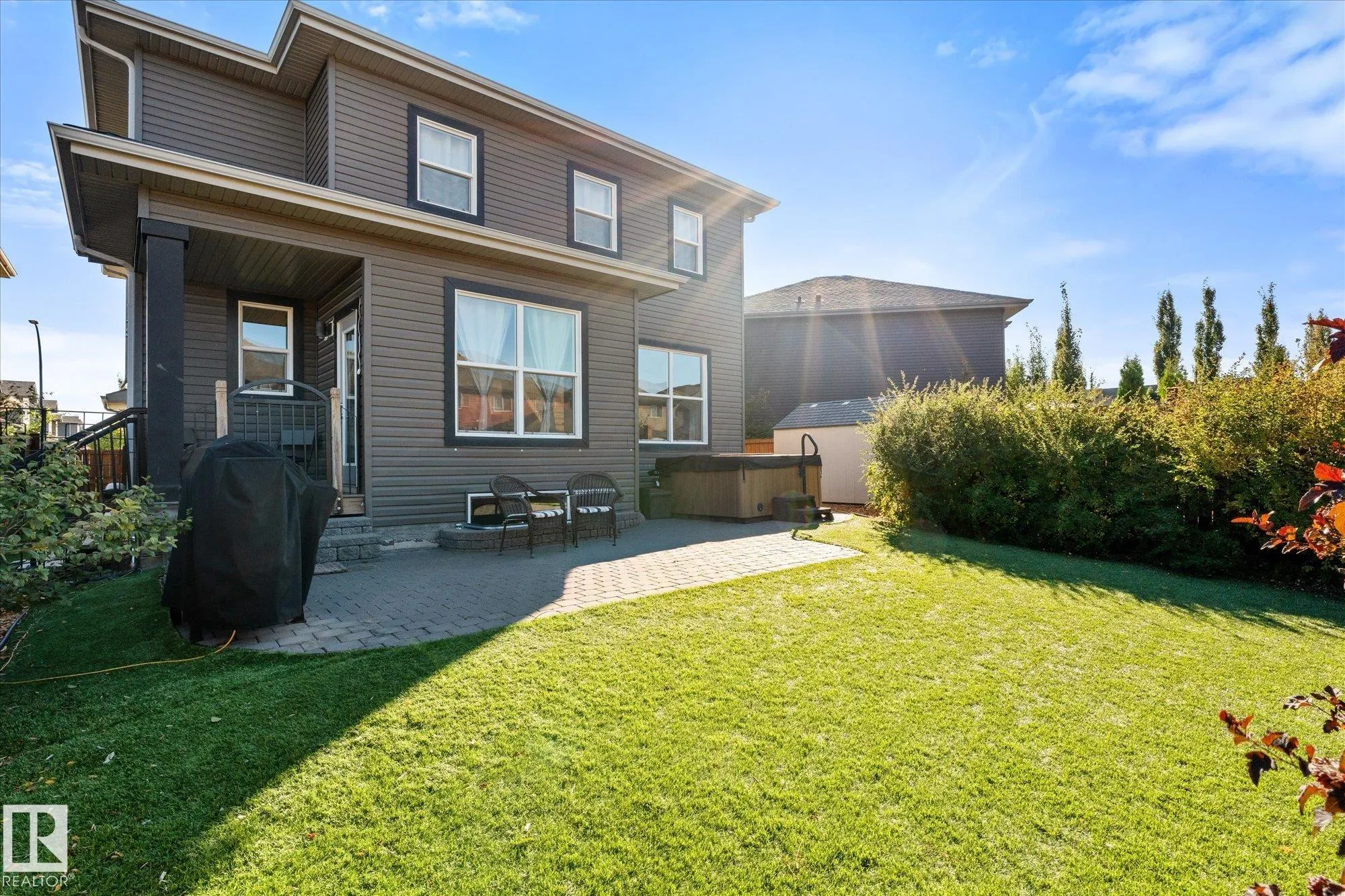 11 PRESCOTT Close