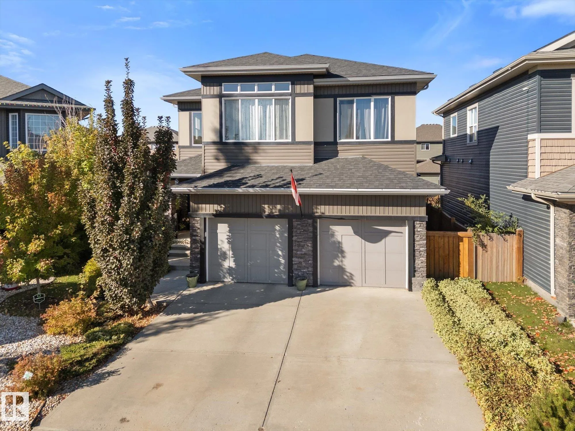 11 PRESCOTT Close