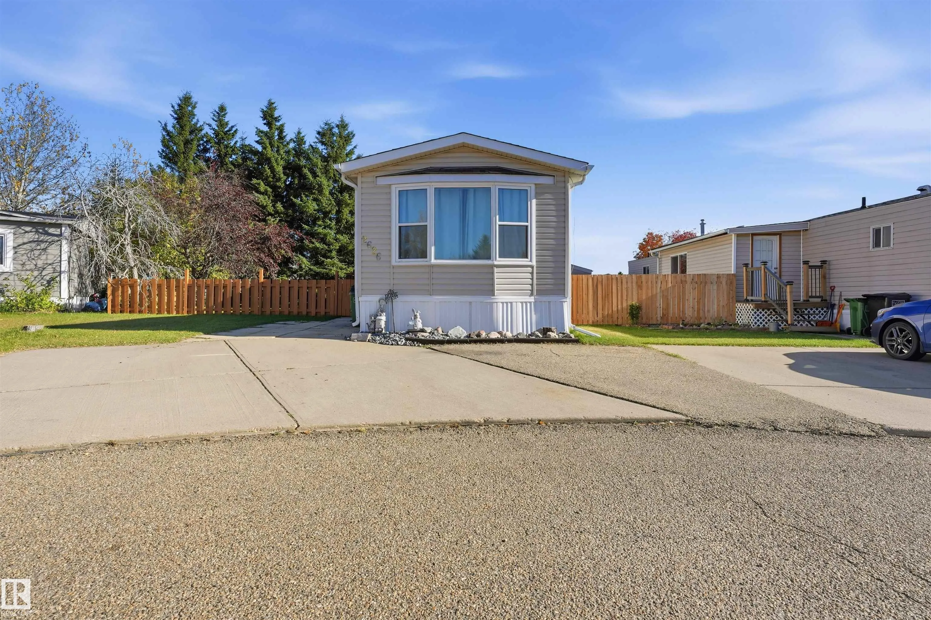 2626 10770 Winterburn Road