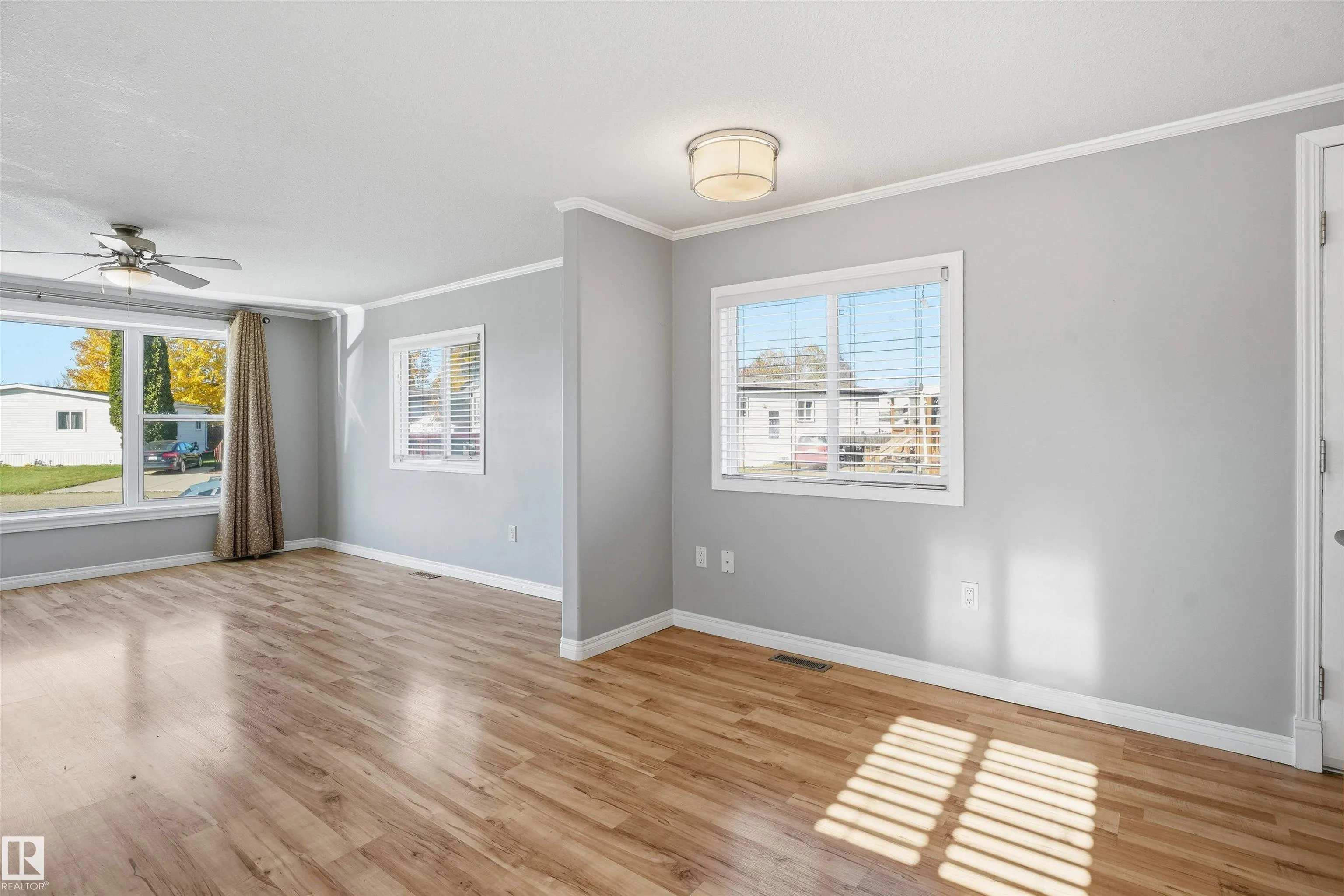 2626 10770 Winterburn Road