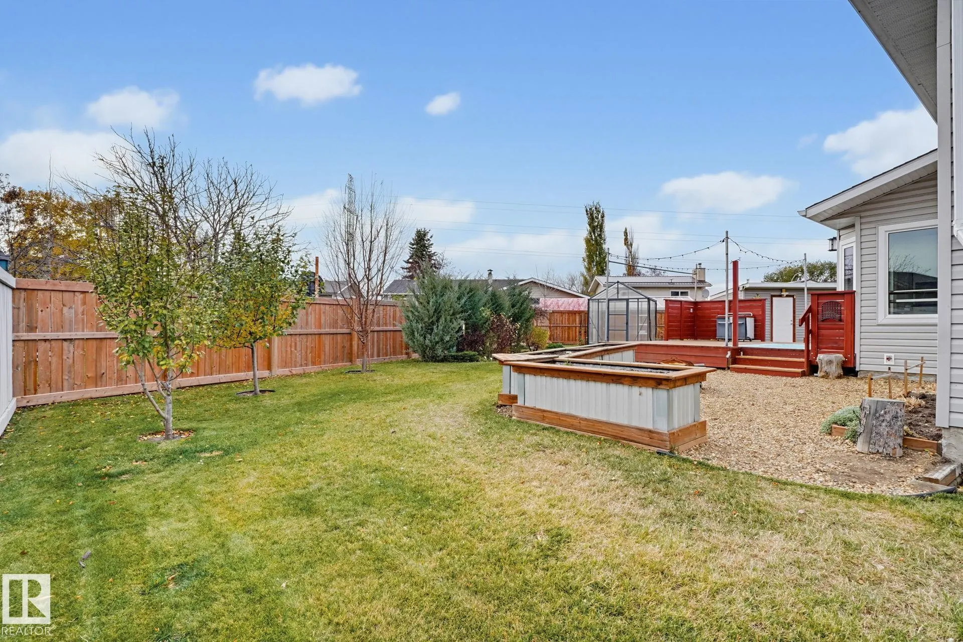 160 west liberty Crescent