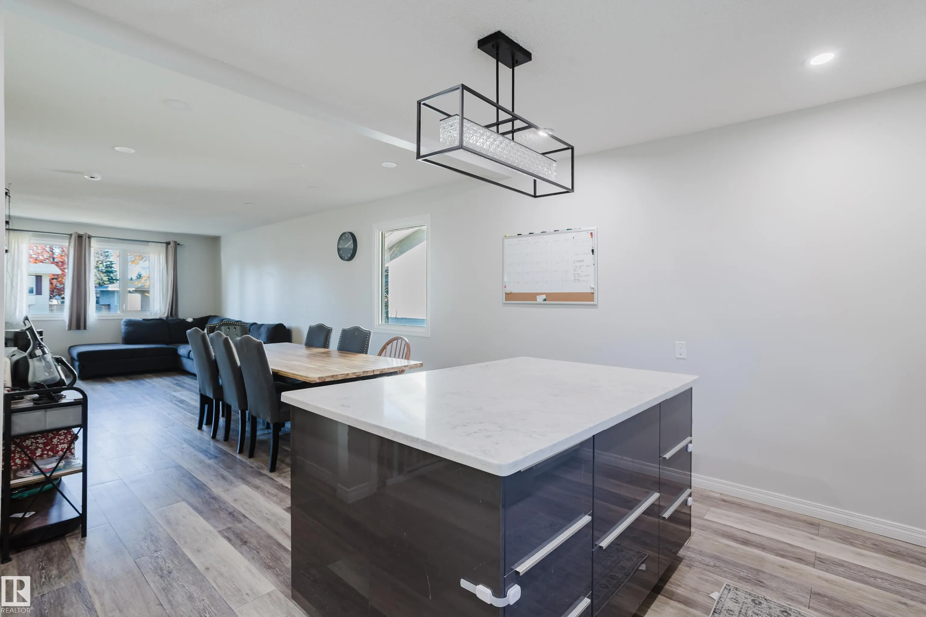 67 STARLING Drive