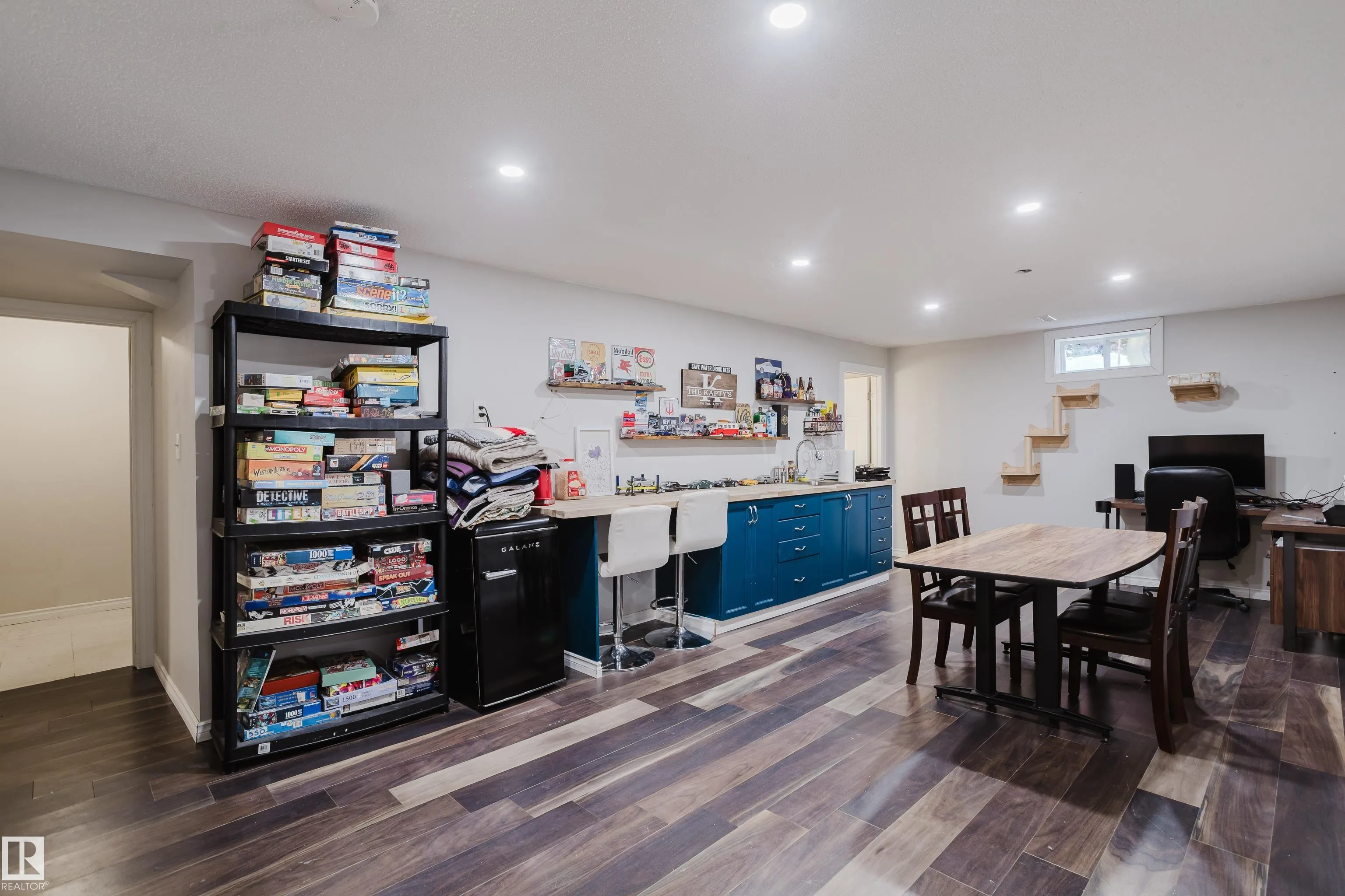 67 STARLING Drive