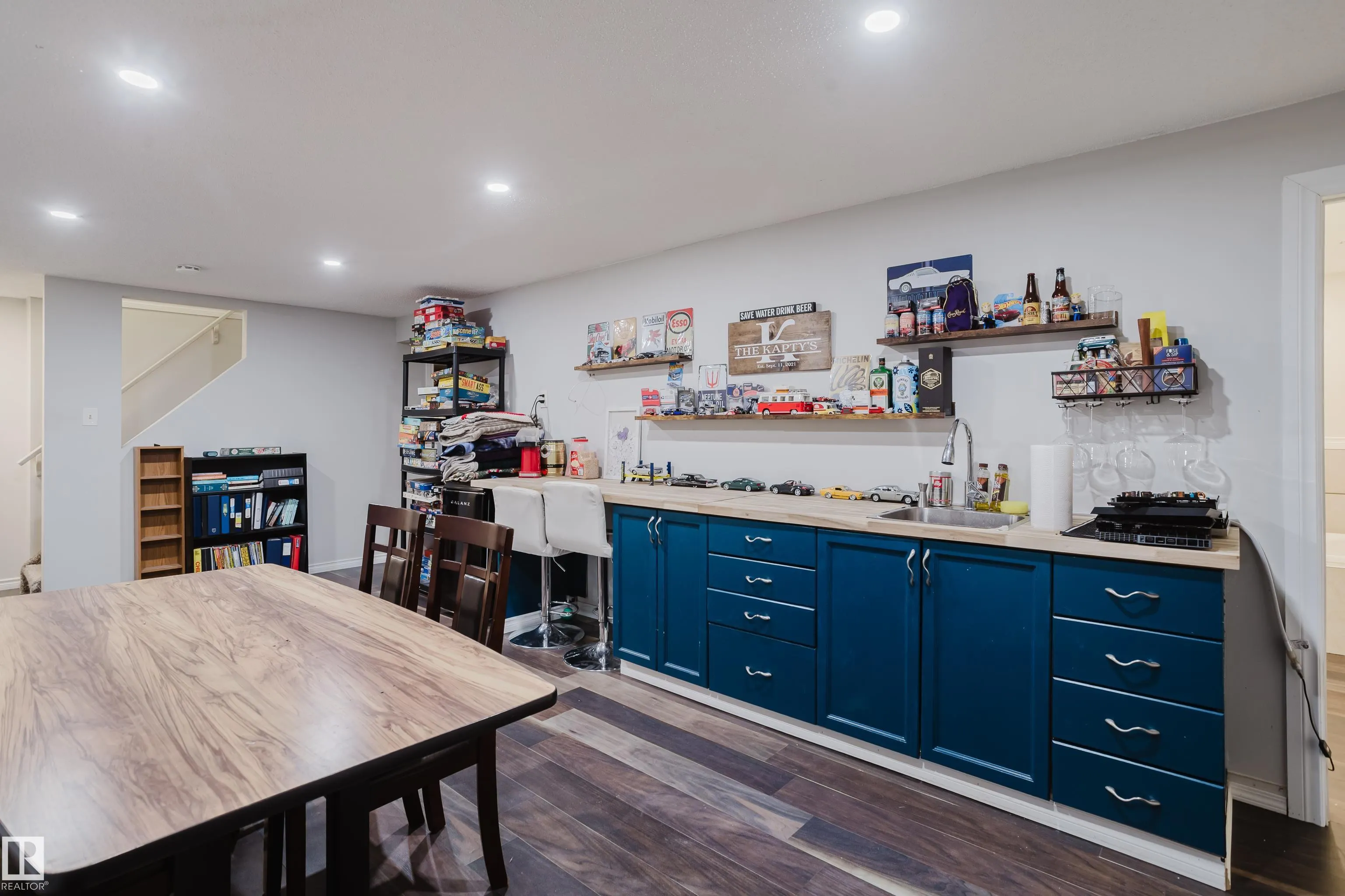 67 STARLING Drive