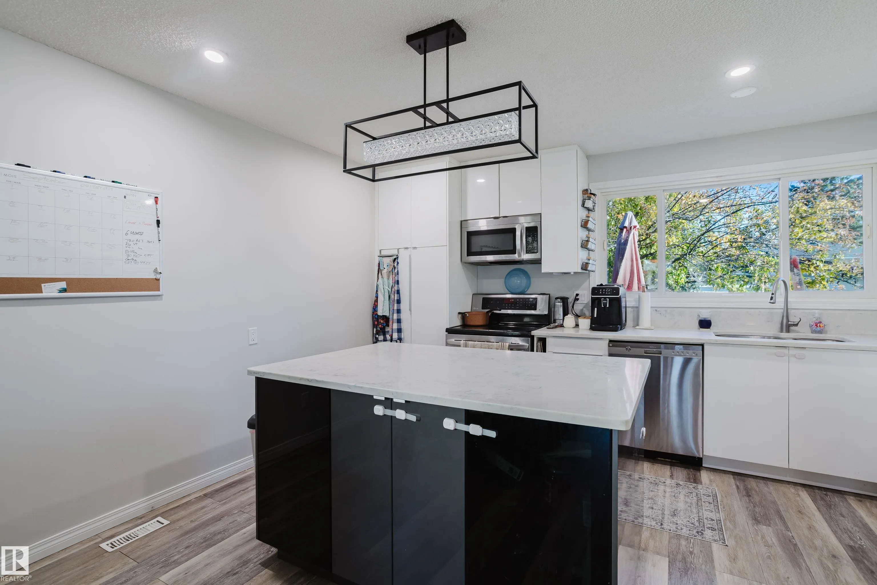 67 STARLING Drive