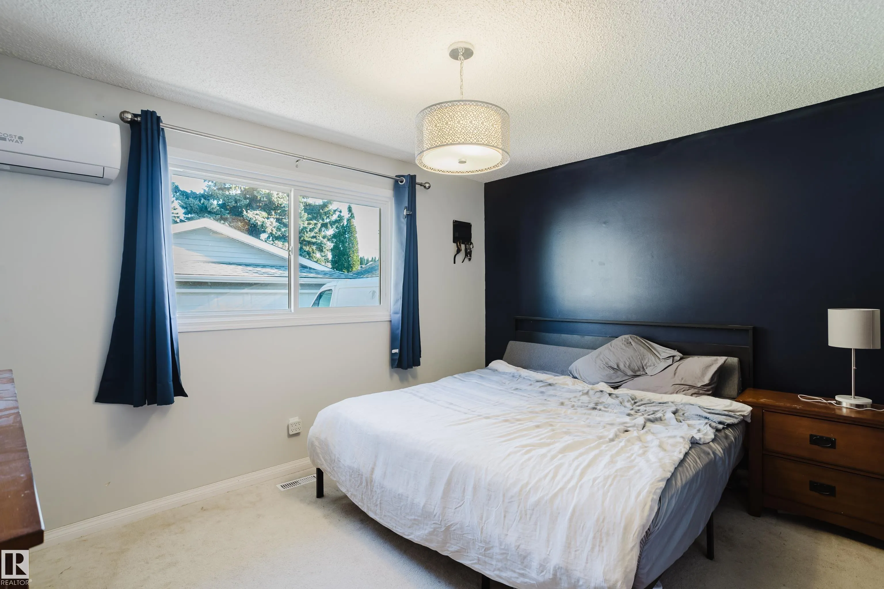 67 STARLING Drive