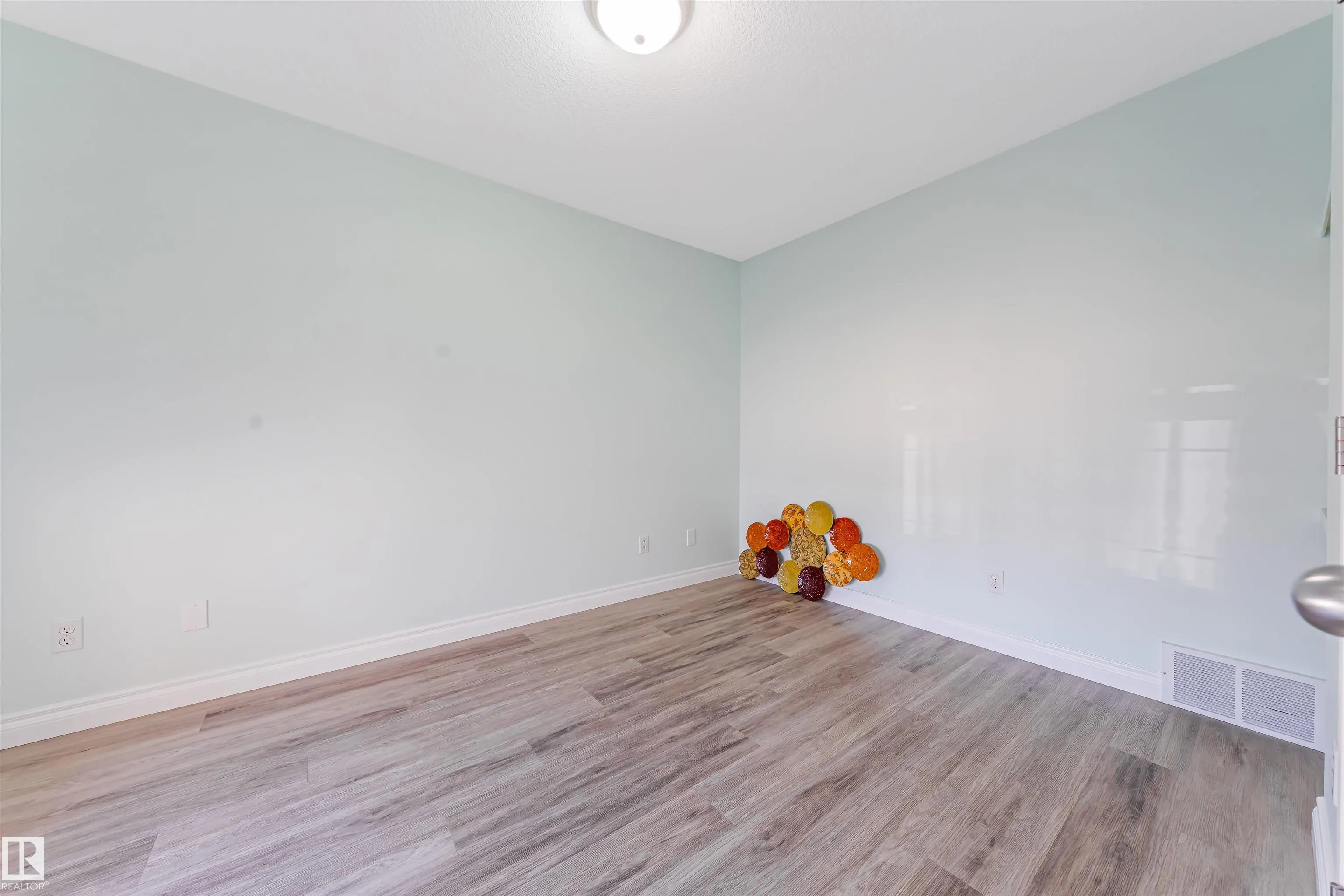 13023 HUDSON Way