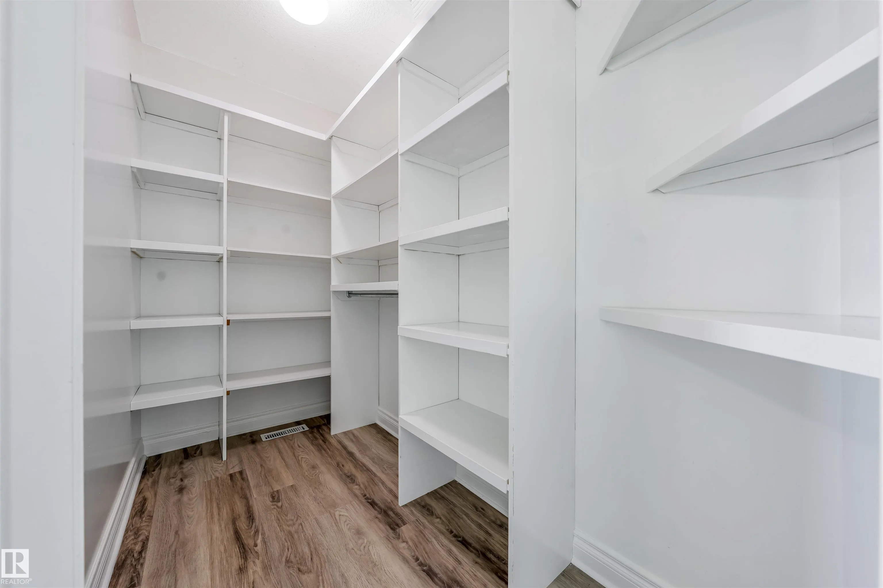 13023 HUDSON Way