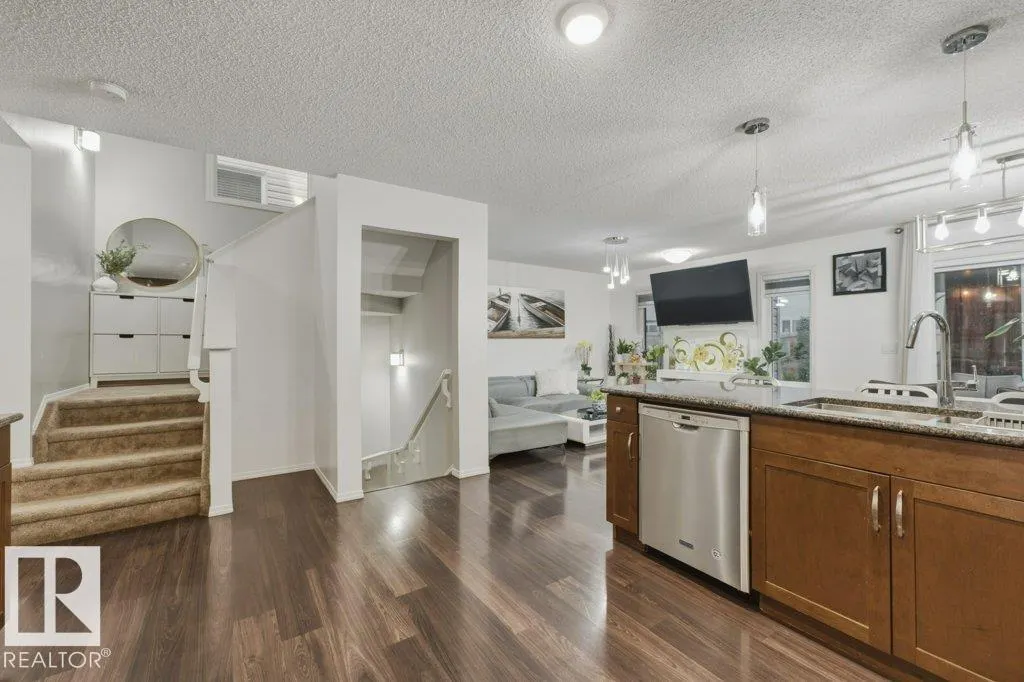 99 SPRINGWOOD Way