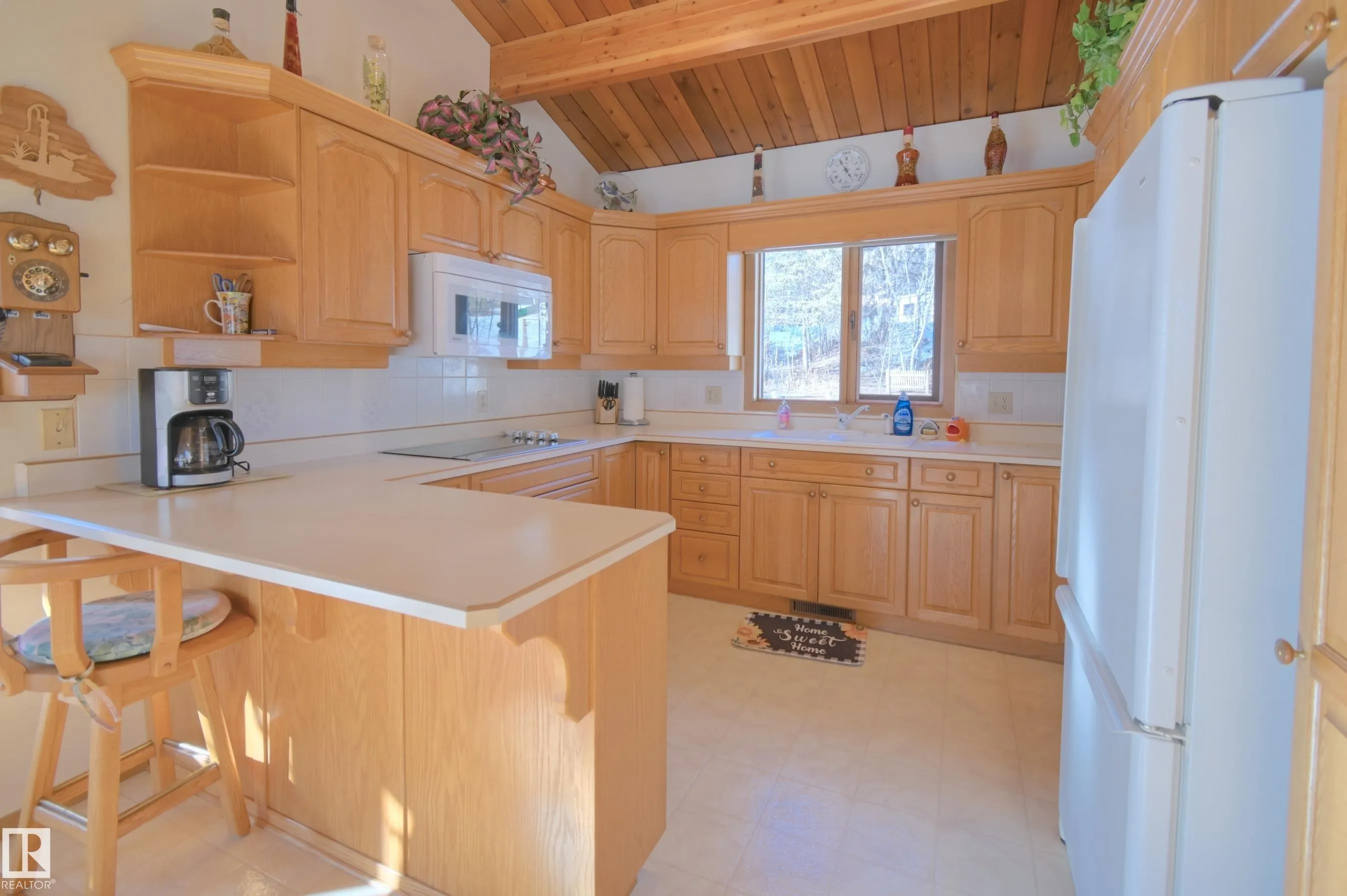 4521 LAKESHORE Road