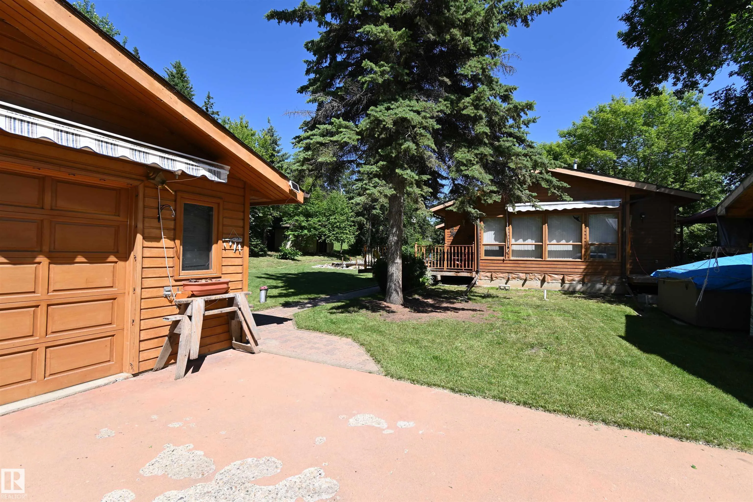 4521 LAKESHORE Road