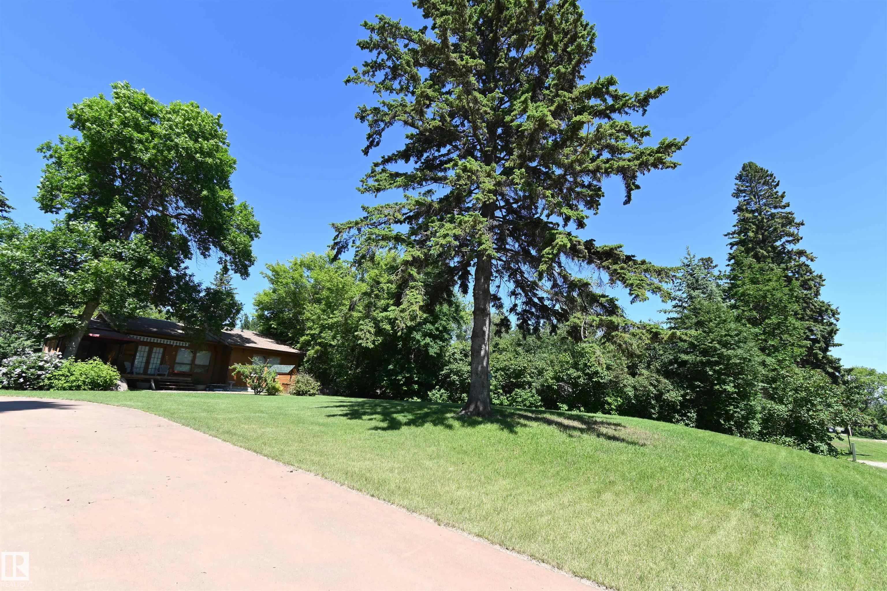 4521 LAKESHORE Road
