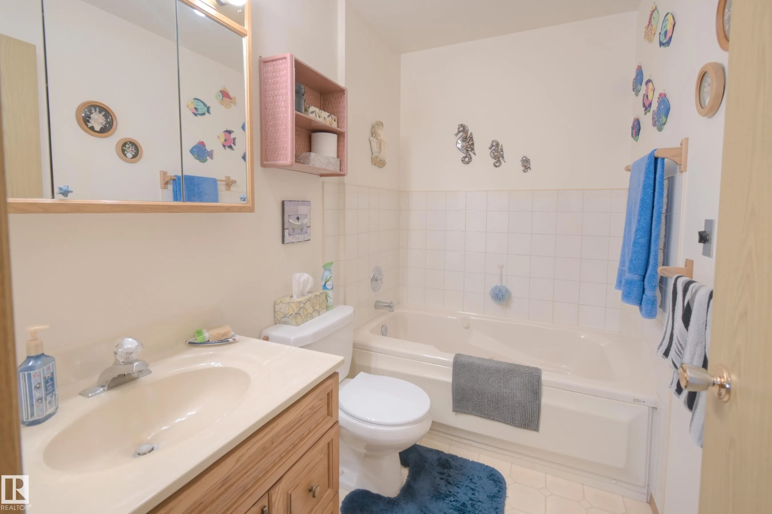 4521 LAKESHORE Road