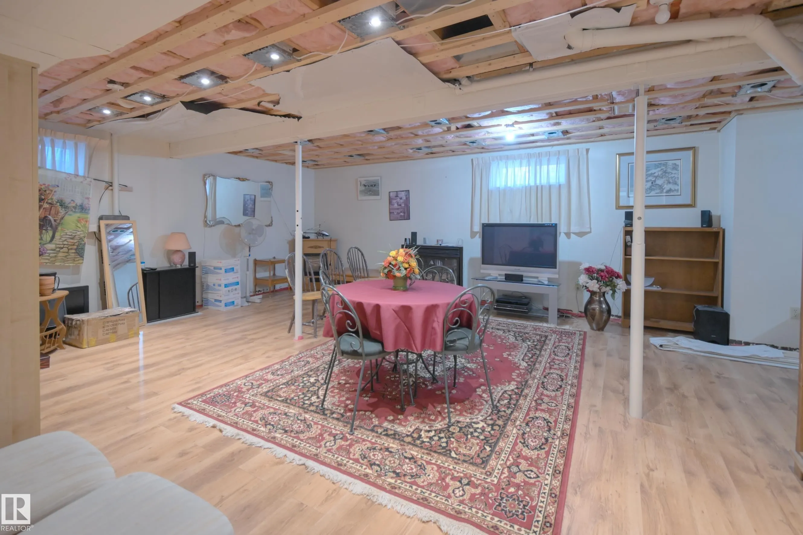 4521 LAKESHORE Road