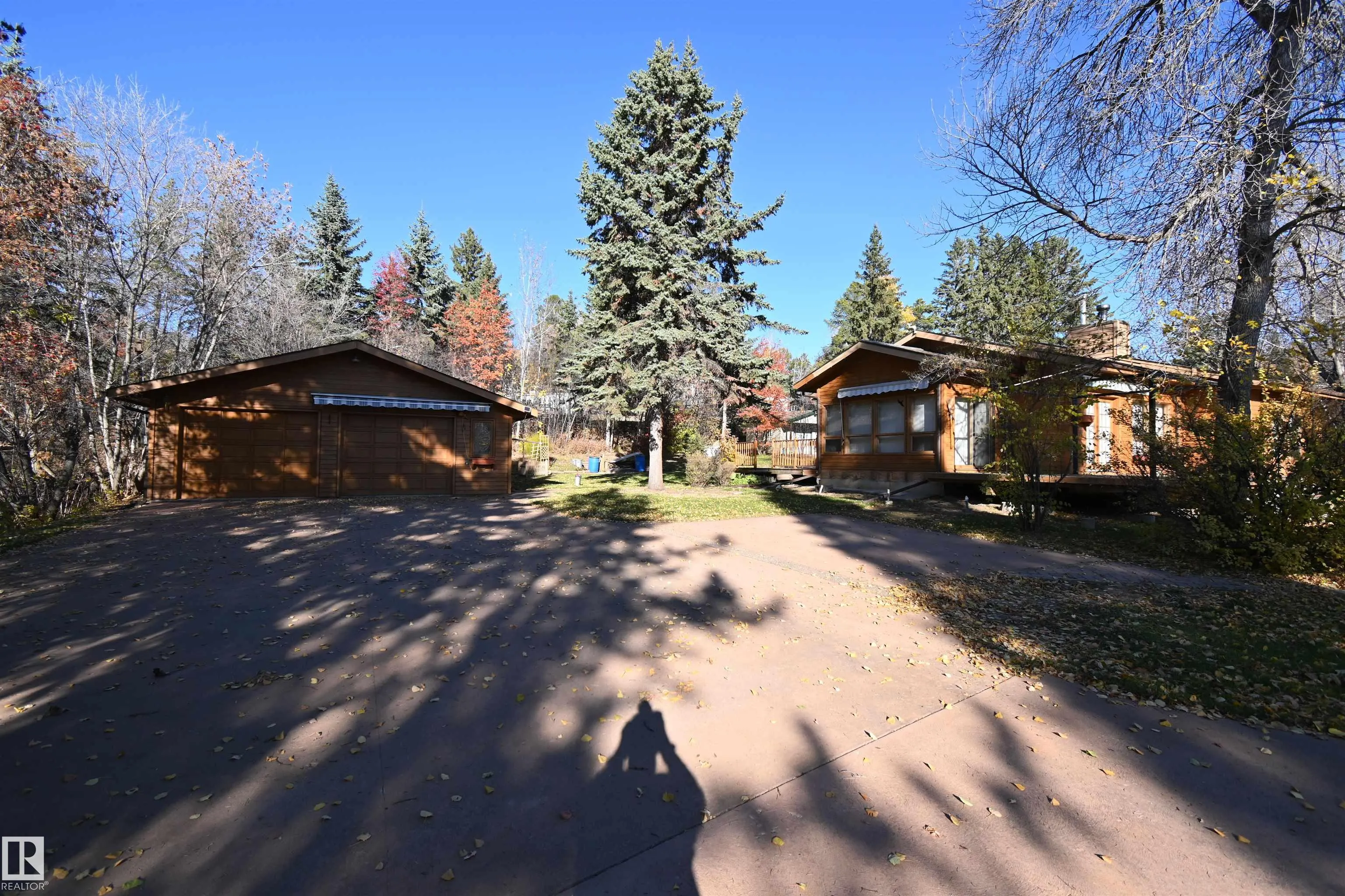 4521 LAKESHORE Road