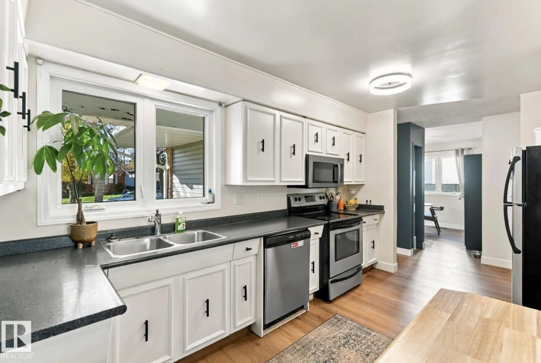 65 FAWCETT Crescent
