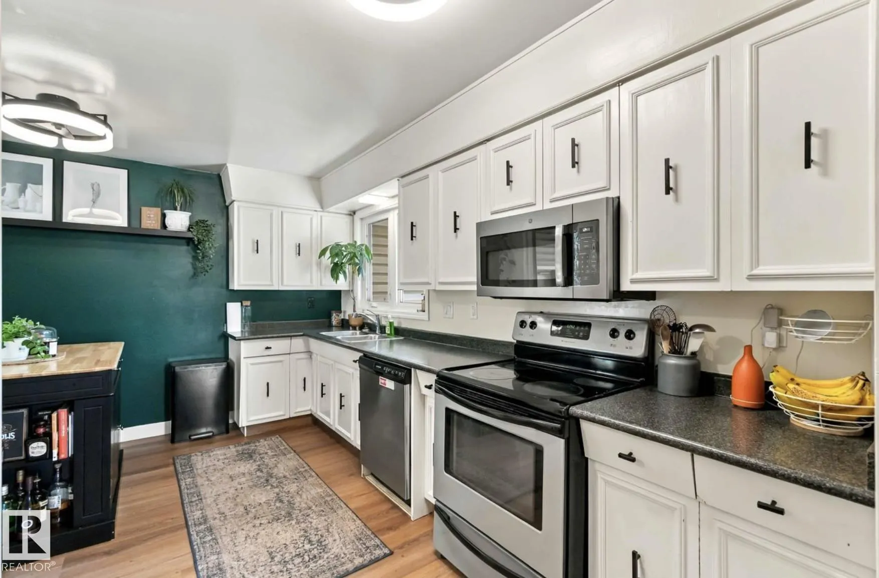 65 FAWCETT Crescent