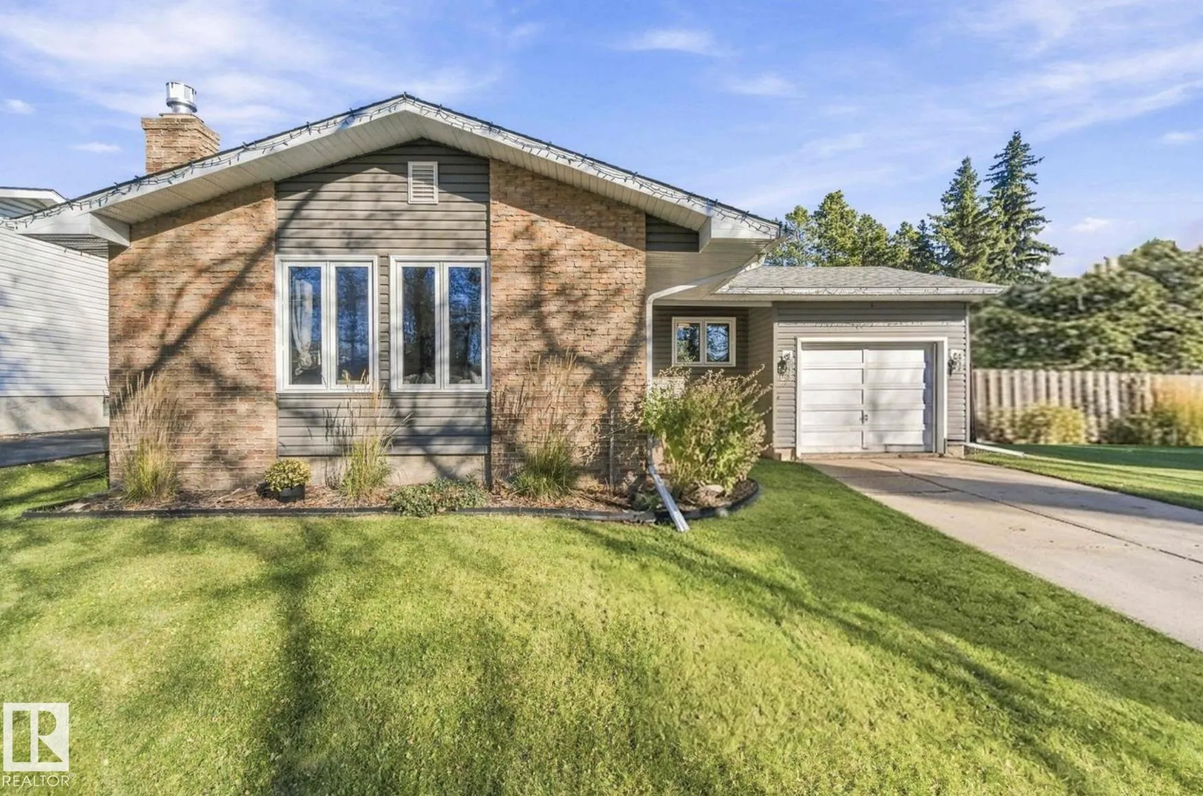 65 FAWCETT Crescent