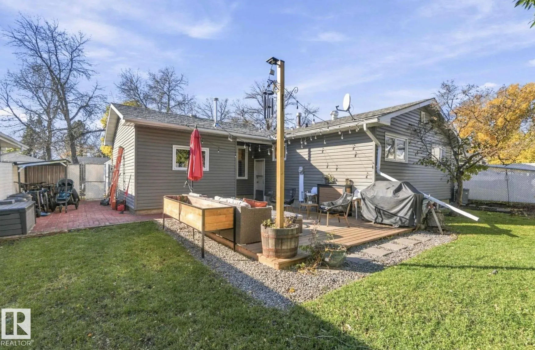 65 FAWCETT Crescent