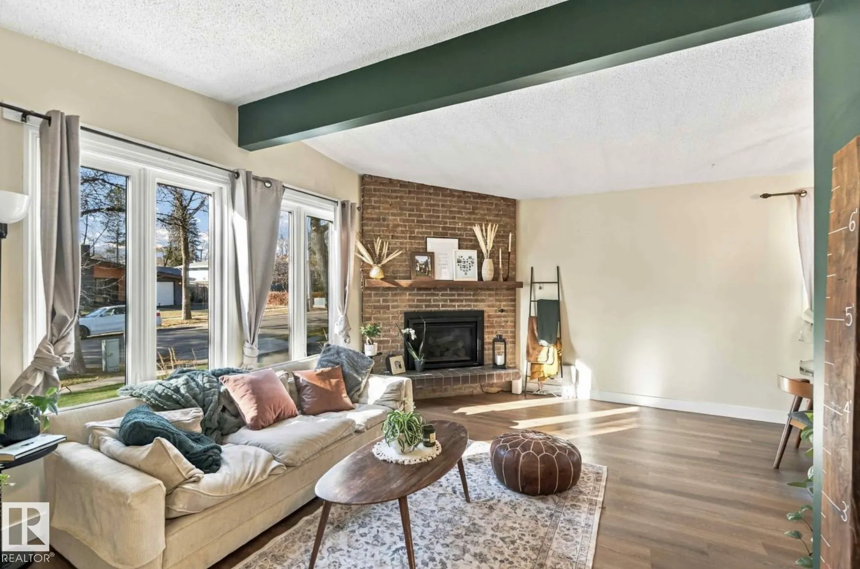 65 FAWCETT Crescent