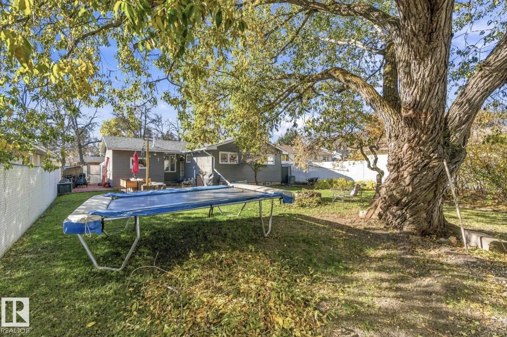 65 FAWCETT Crescent