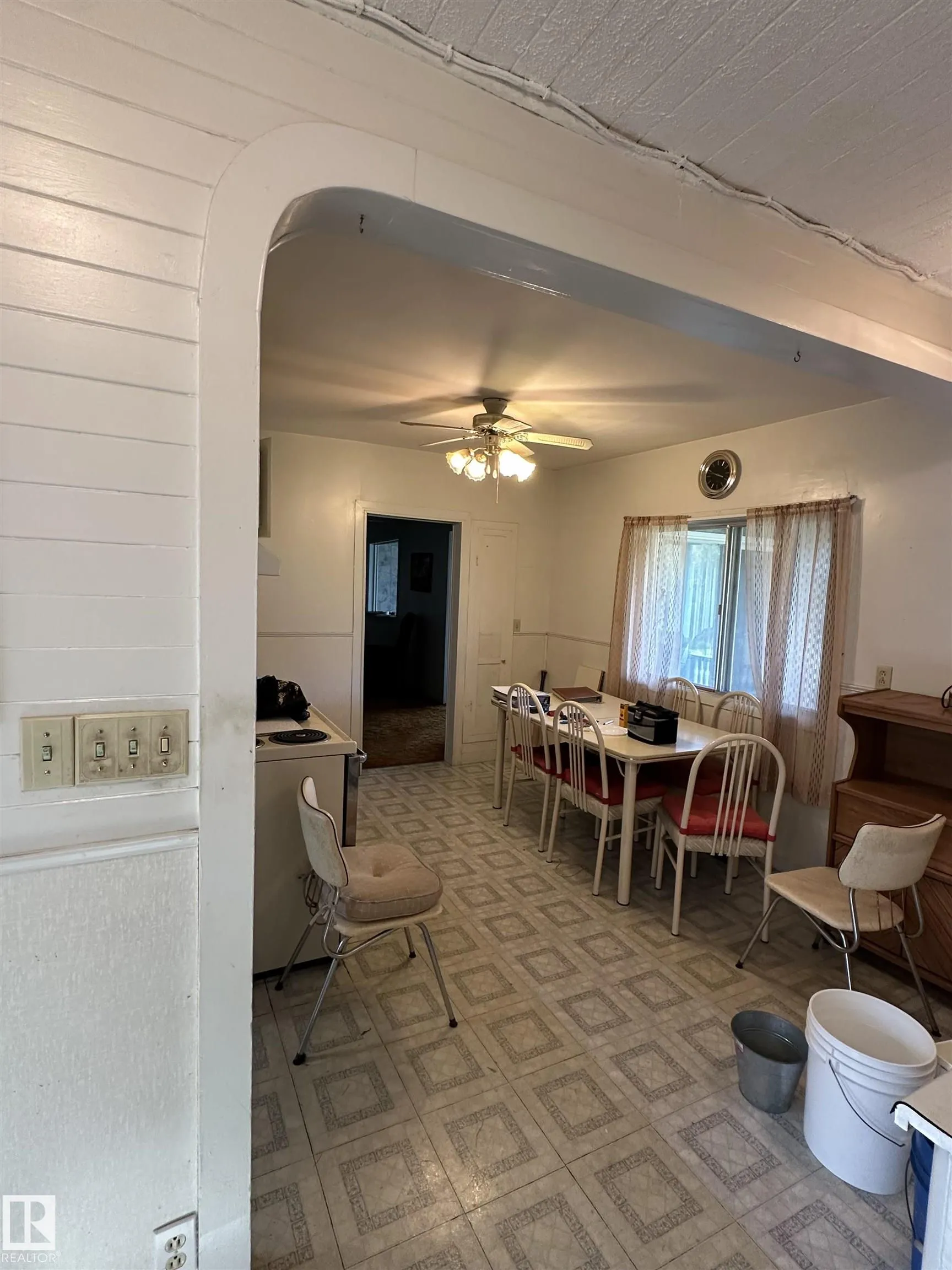 554071 Range Road 183