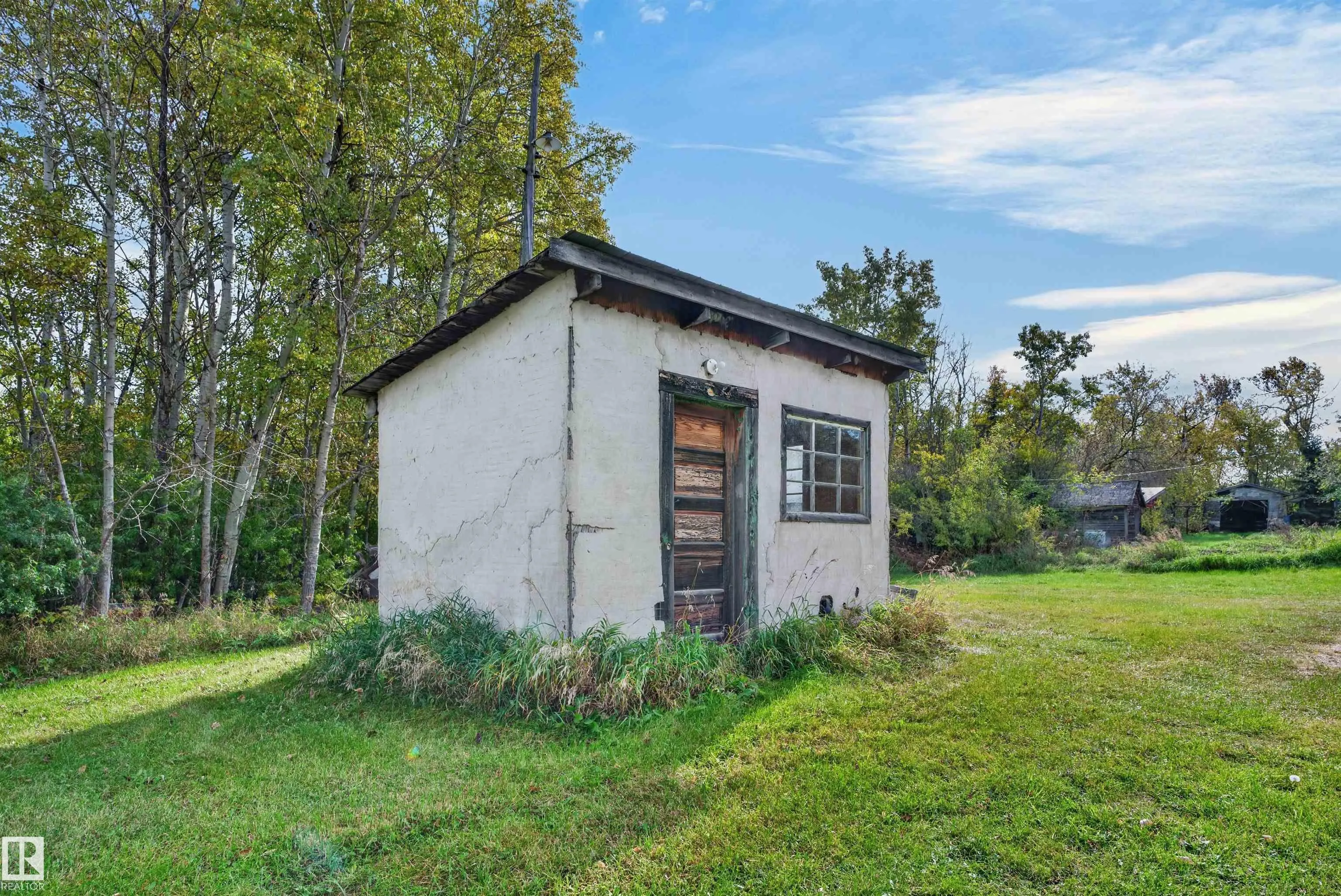 554071 Range Road 183