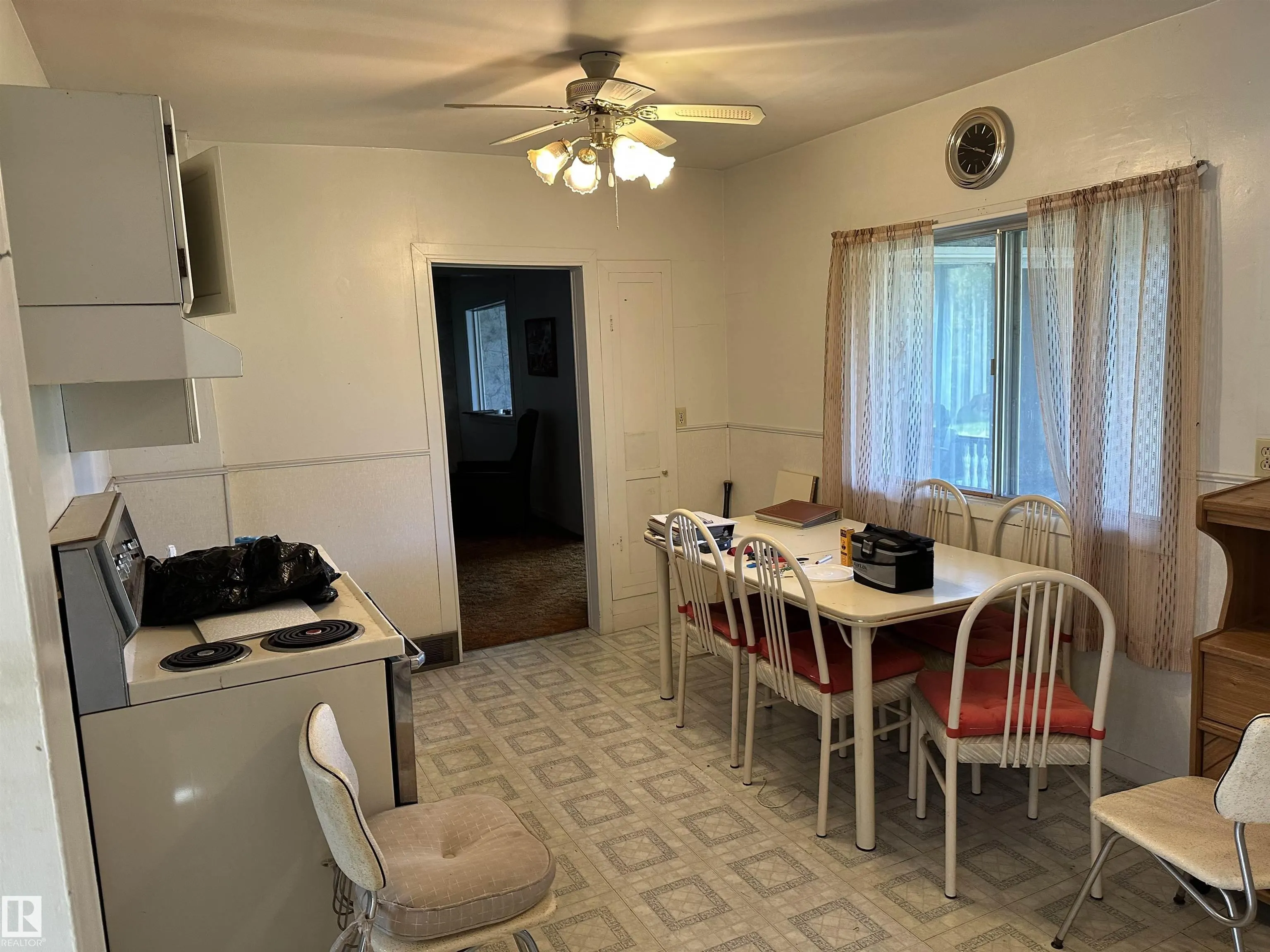 554071 Range Road 183