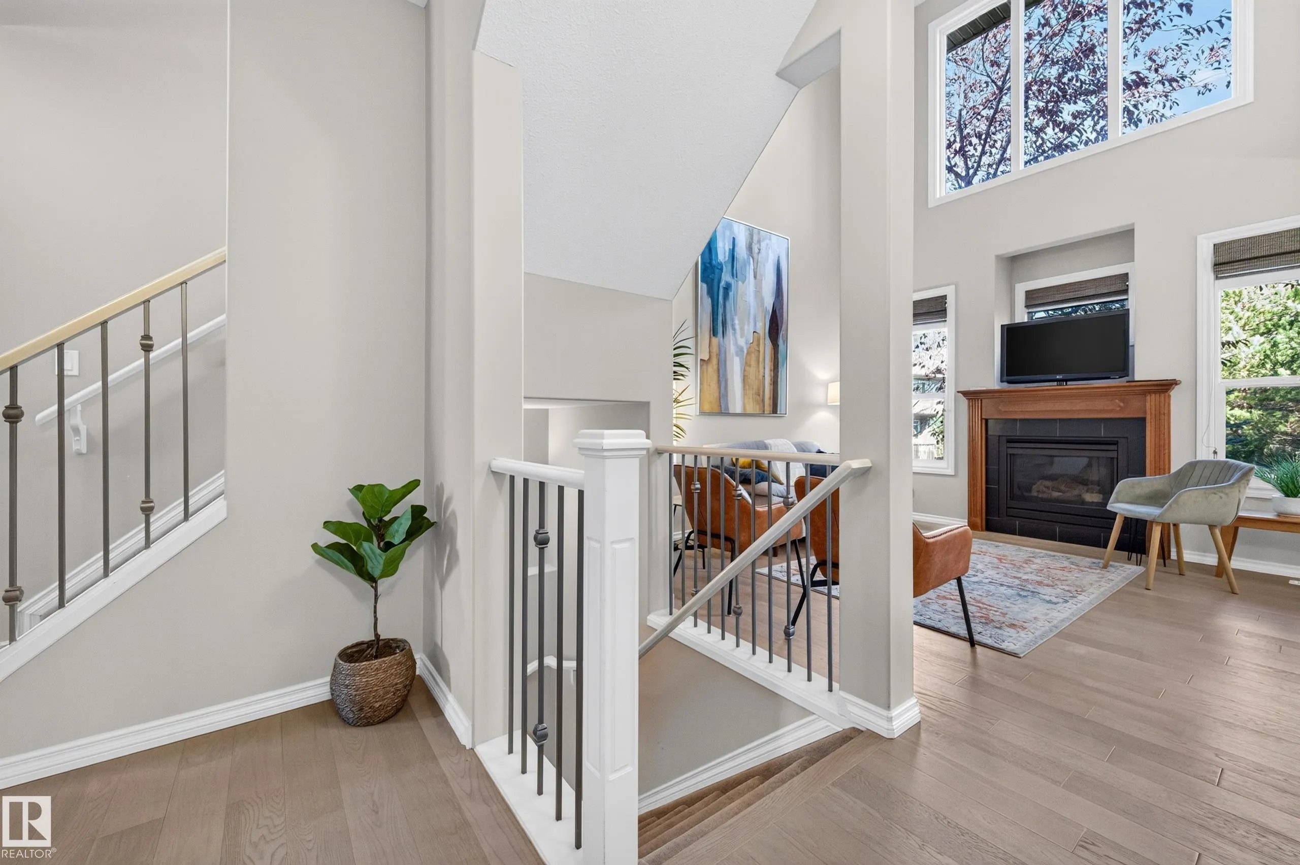 41 SUMMERWOOD Boulevard