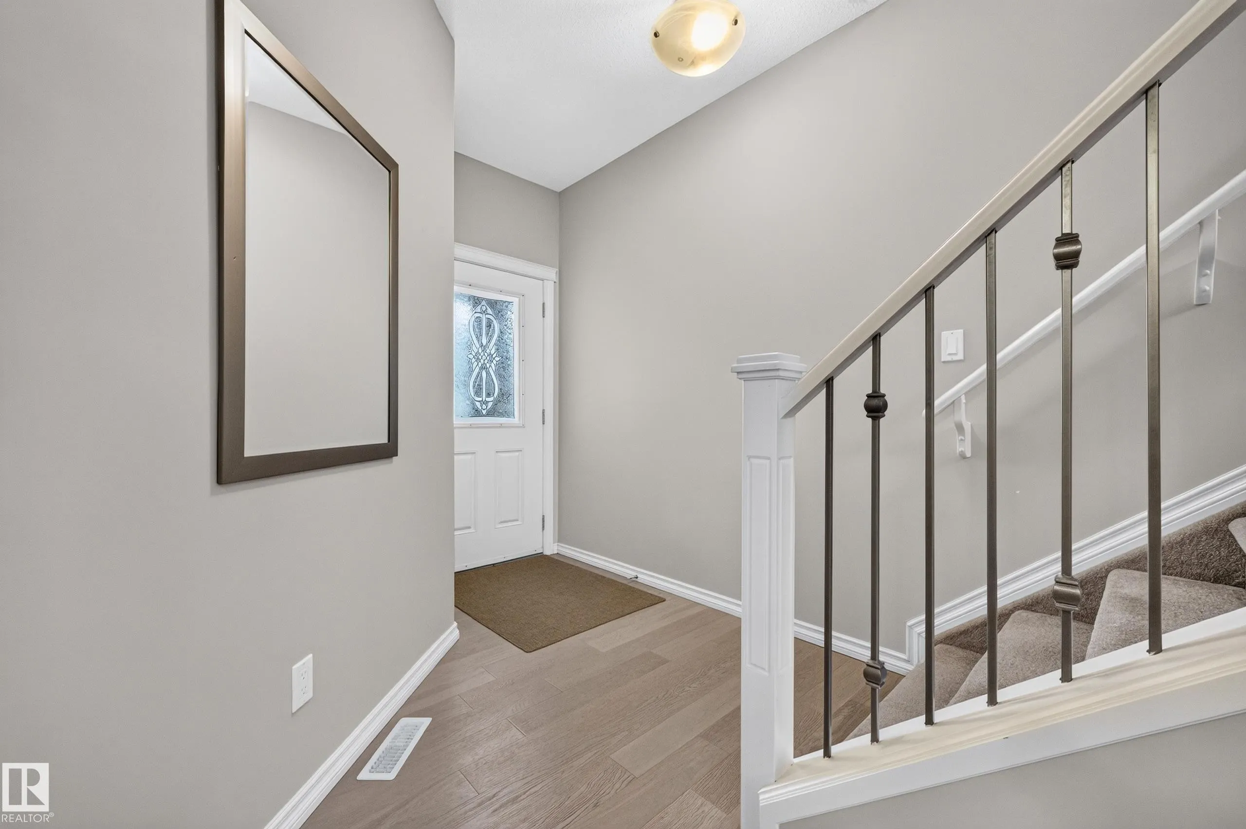 41 SUMMERWOOD Boulevard