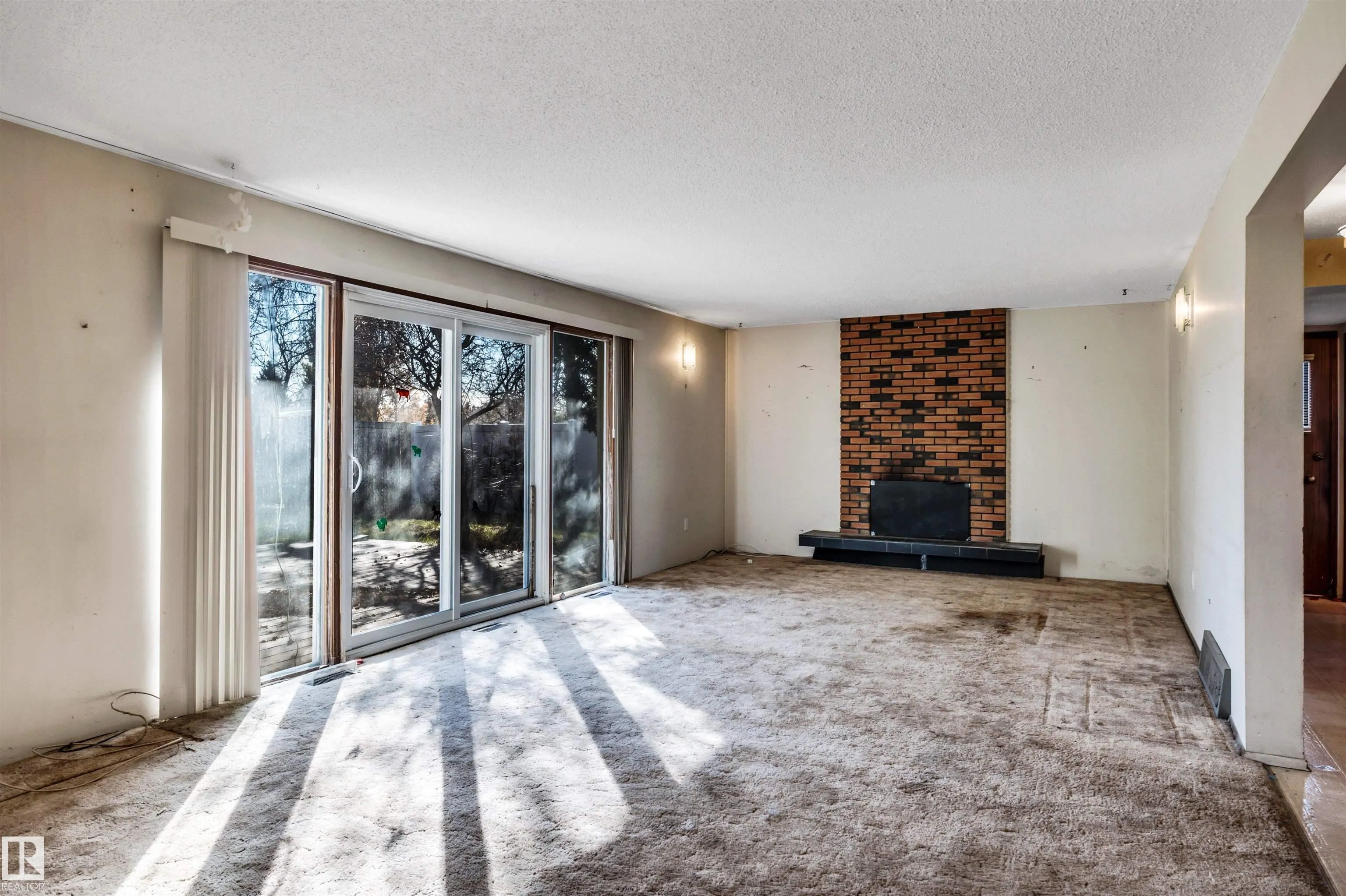 26 GLENWOOD Crescent