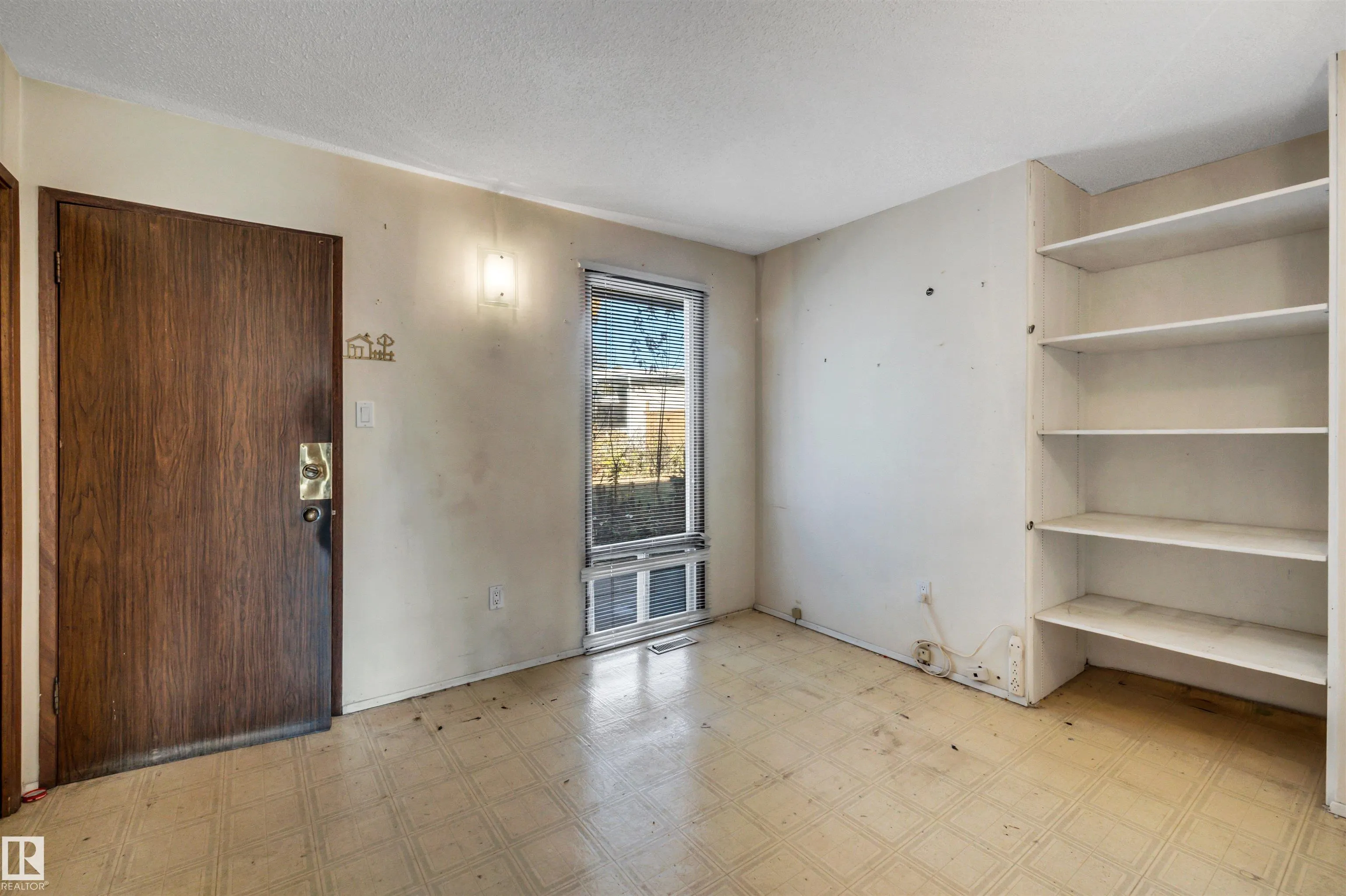 26 GLENWOOD Crescent