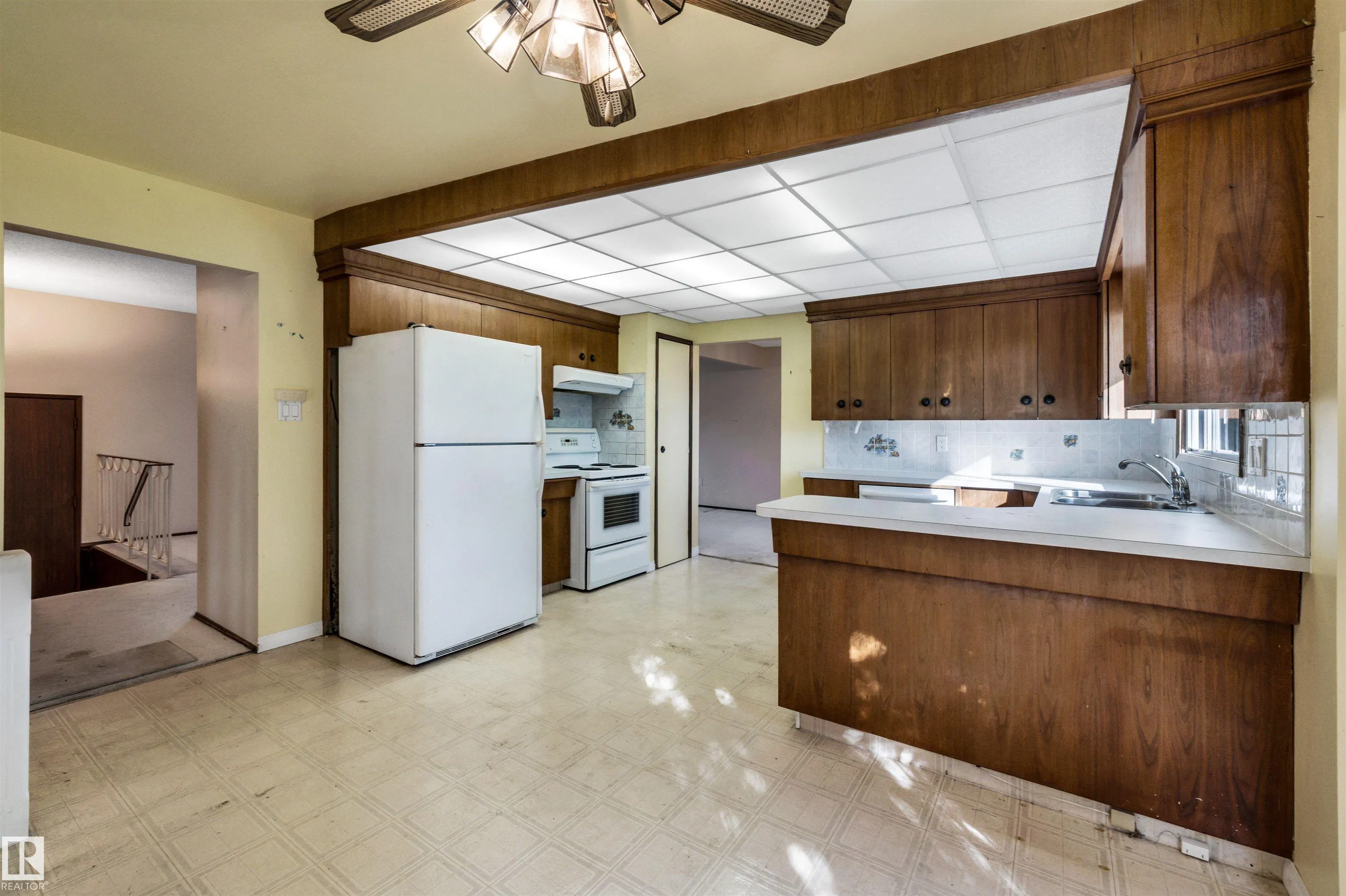 26 GLENWOOD Crescent