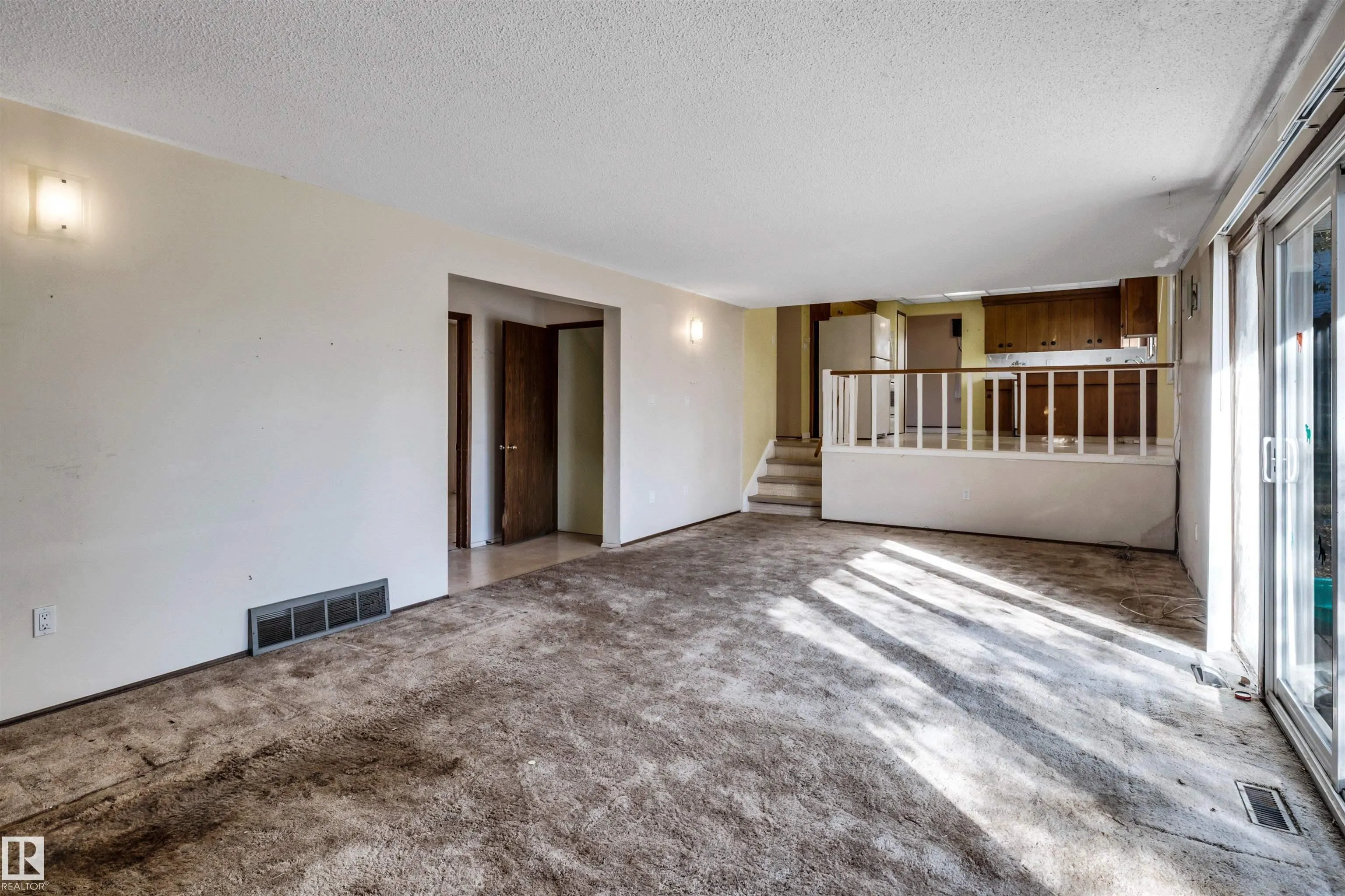 26 GLENWOOD Crescent