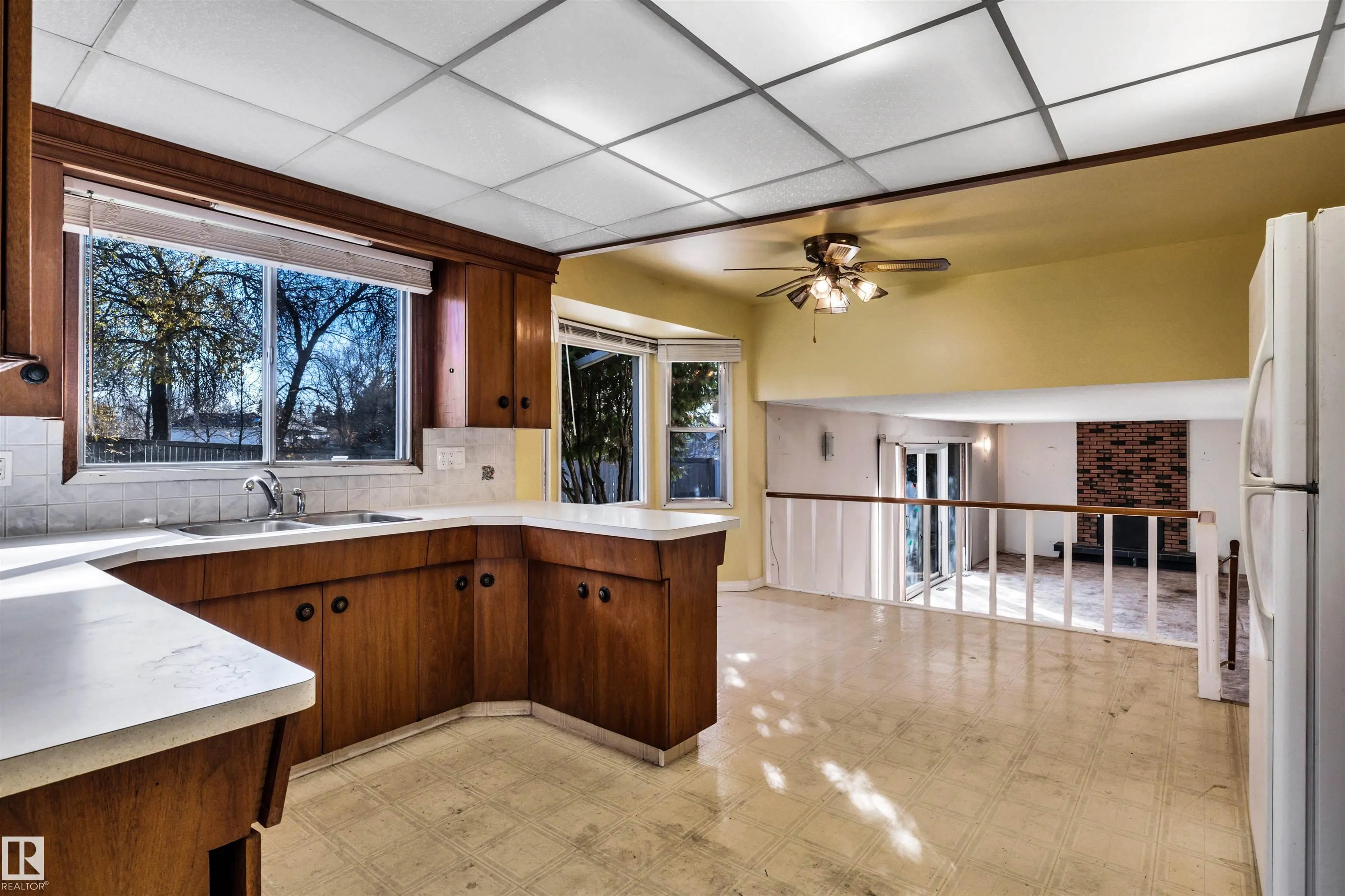 26 GLENWOOD Crescent