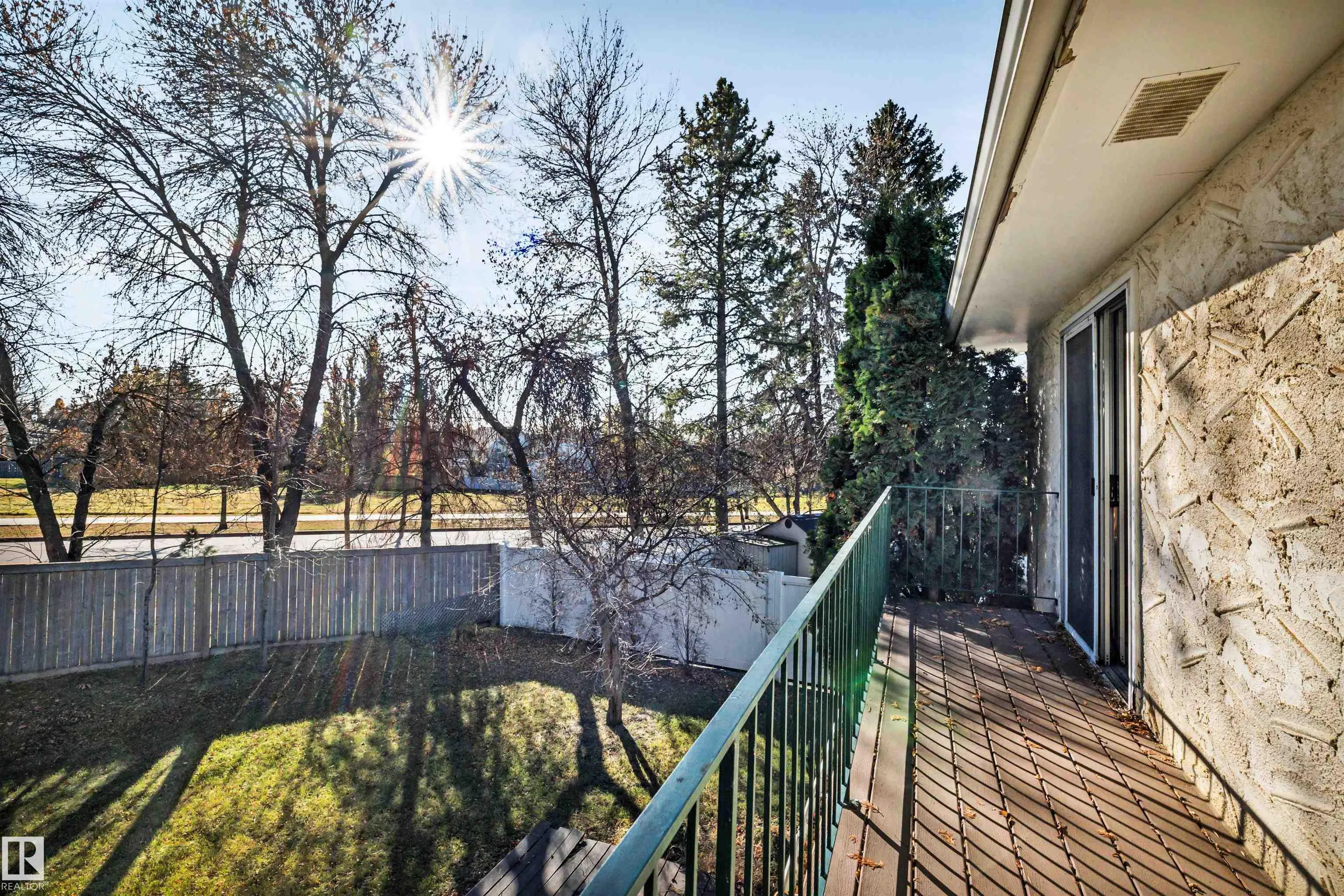 26 GLENWOOD Crescent