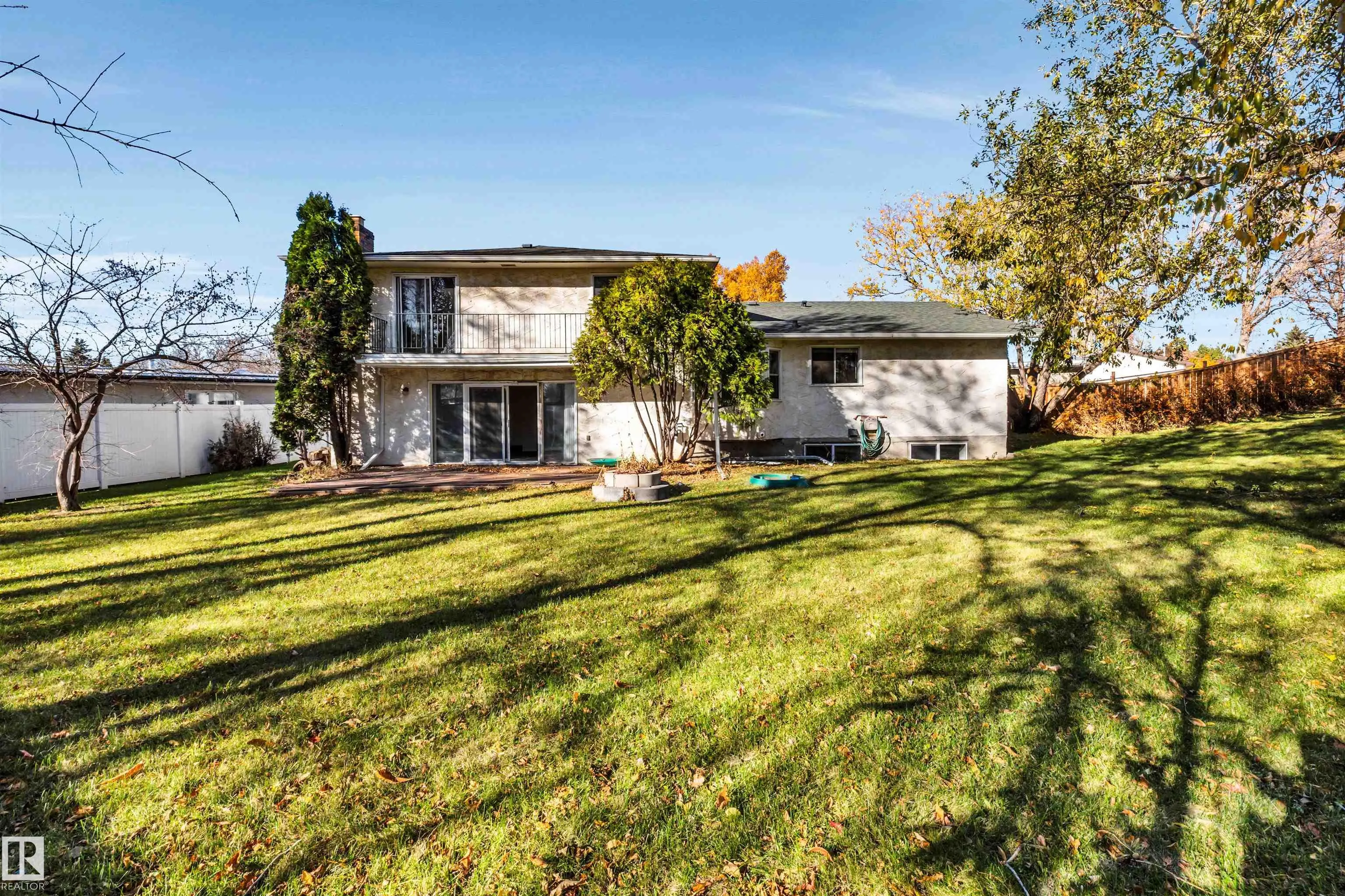 26 GLENWOOD Crescent