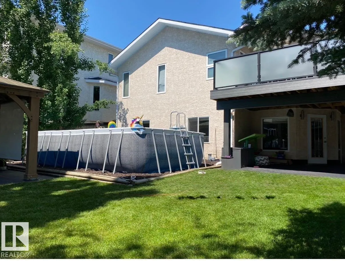 37 EVEREST Crescent