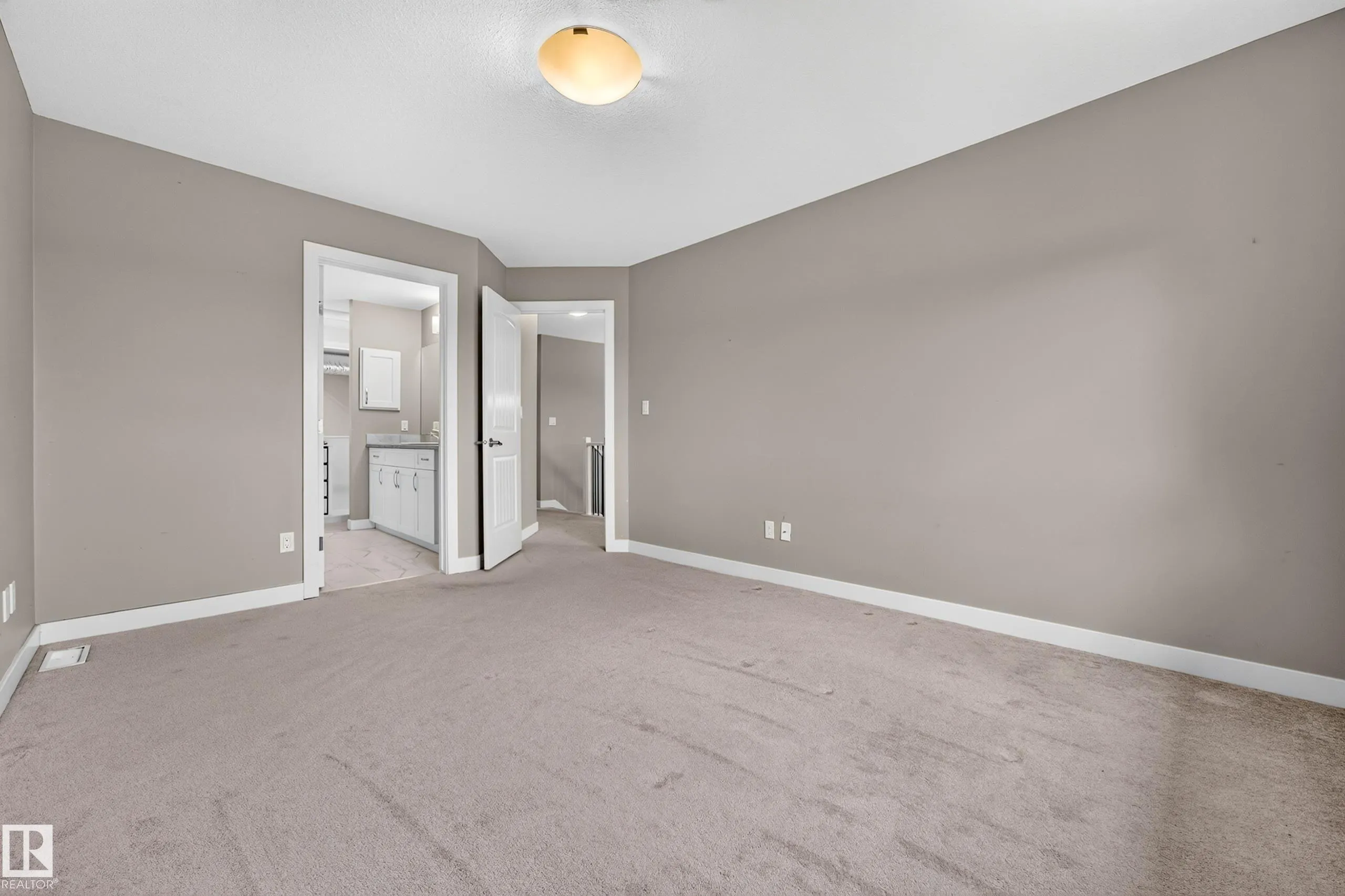 186 REED Place