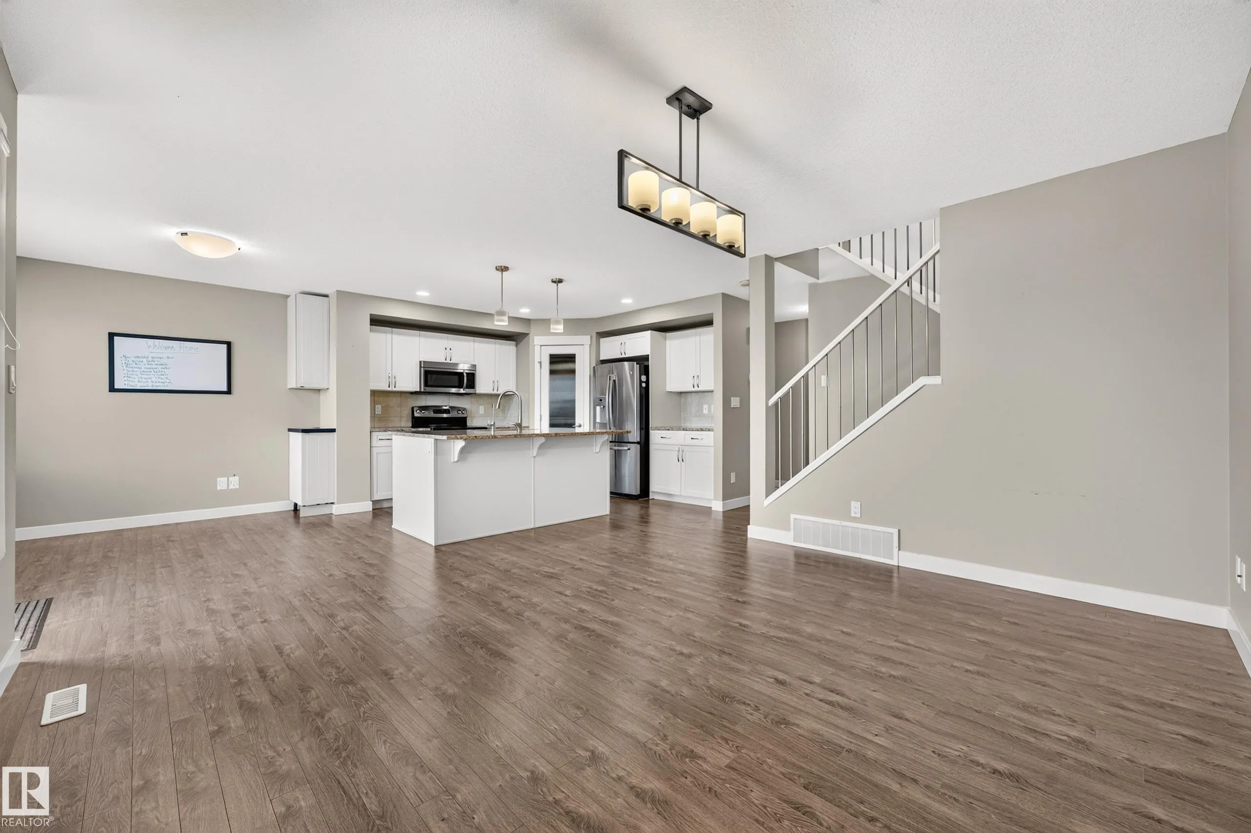 186 REED Place