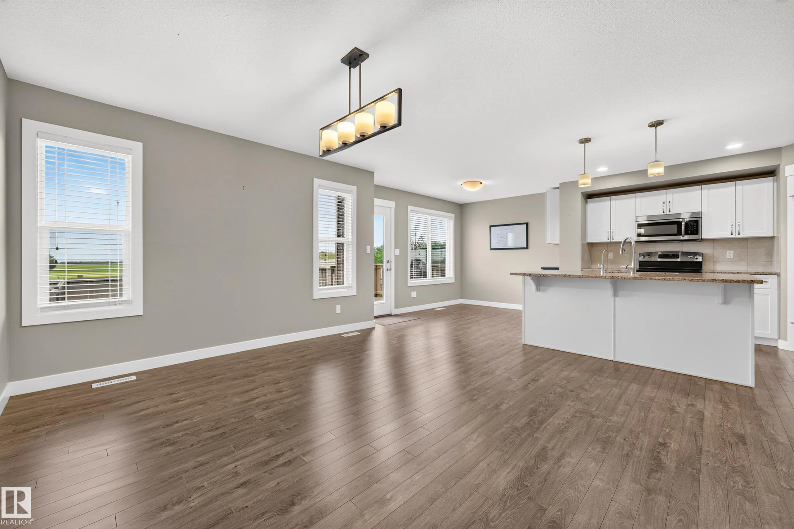 186 REED Place