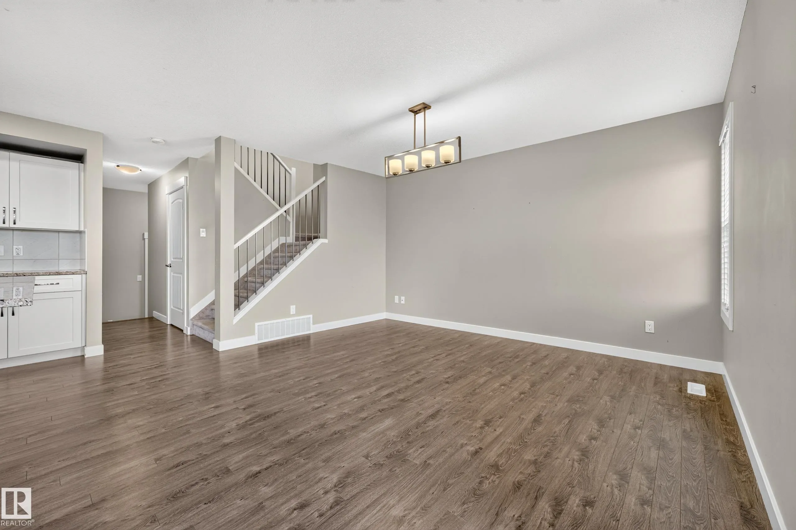 186 REED Place