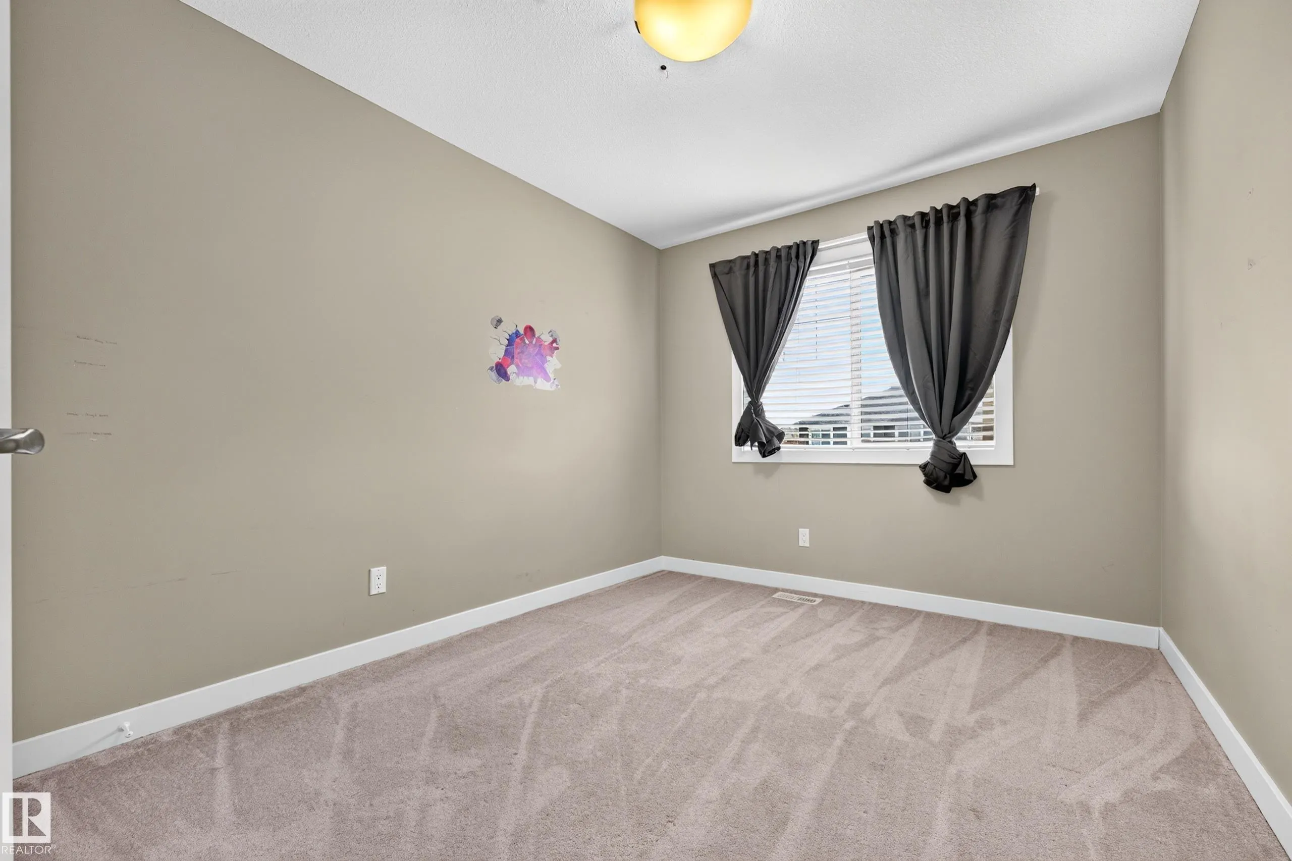 186 REED Place